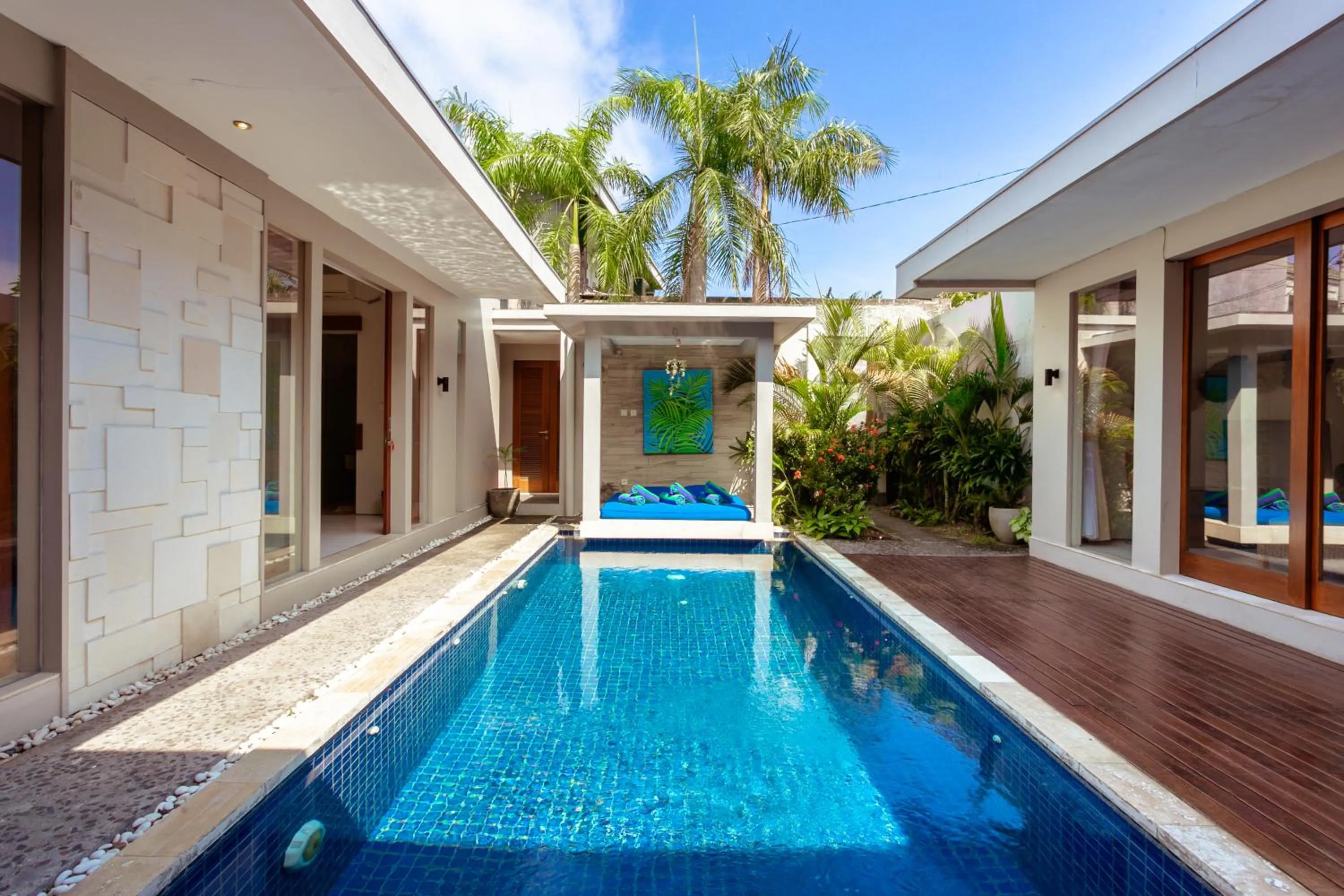 Swimming pool in Bali Easy Living Canggu