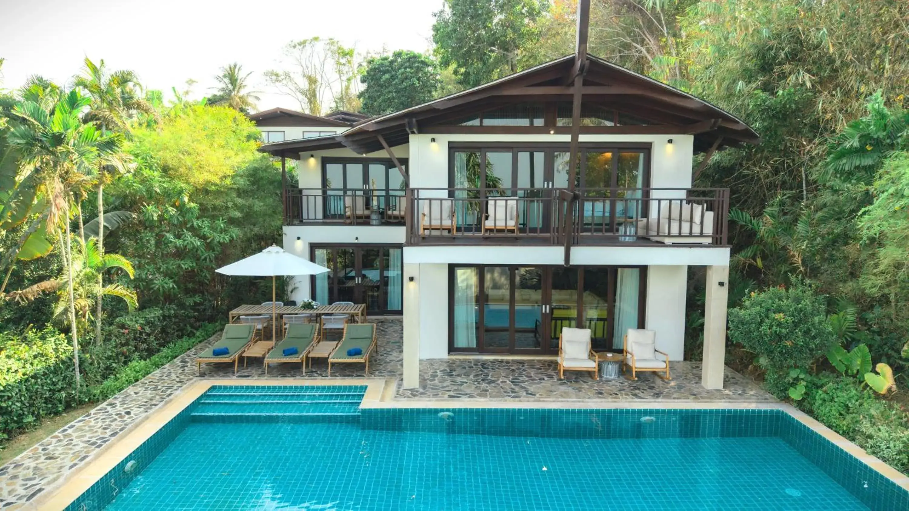 Property building in Barcelo Coconut Island, Phuket Property building in Barcelo Coconut Island, Phuket