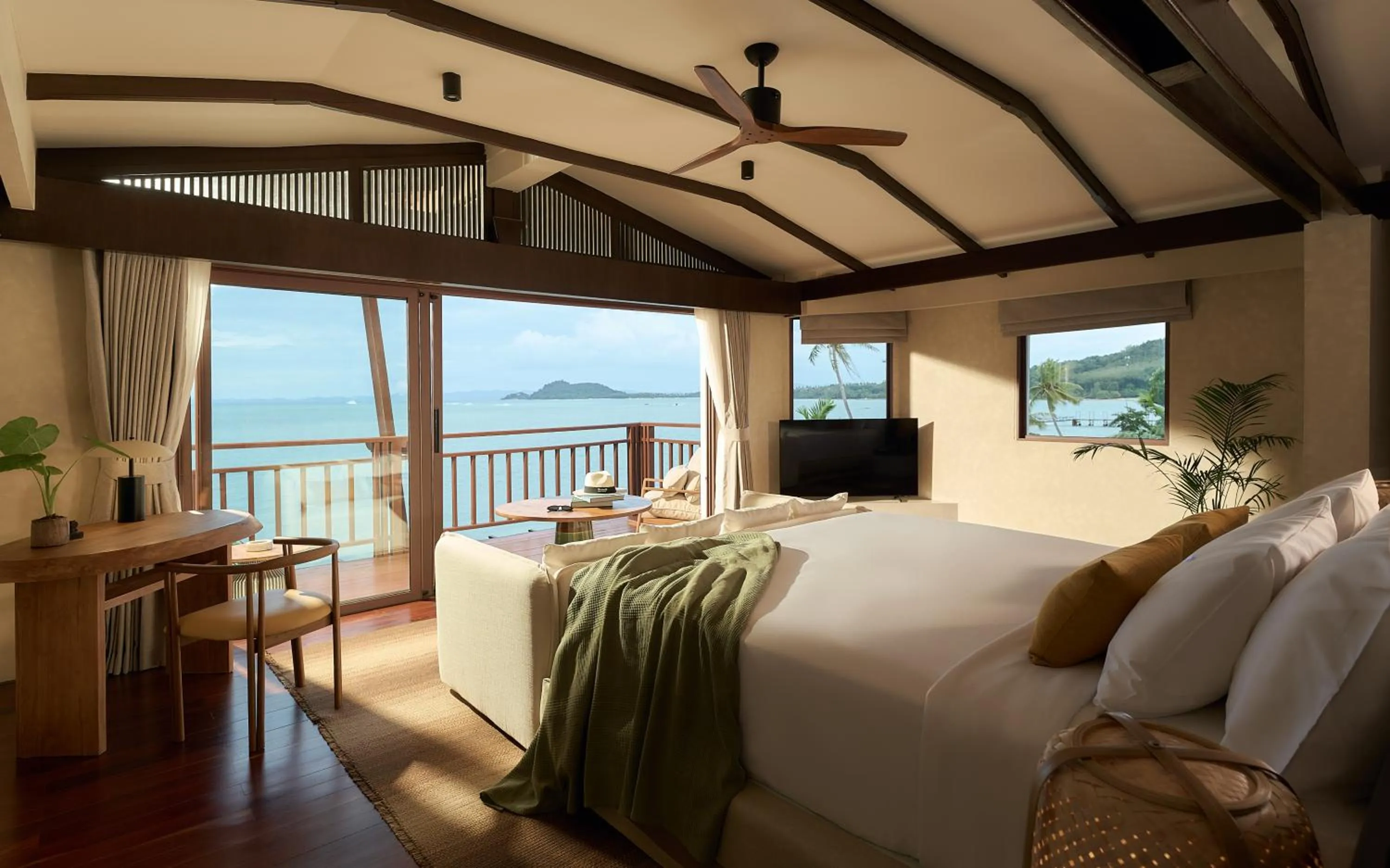 Sea view, Bed in Barcelo Coconut Island, Phuket