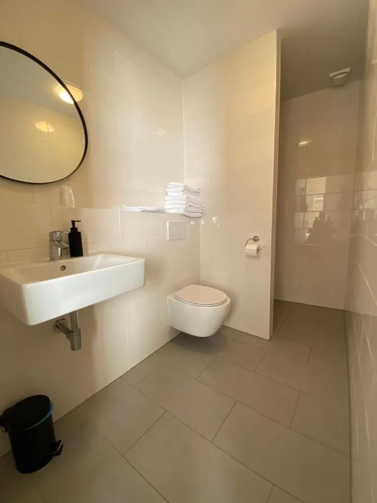 Bathroom in Hotel Janssen