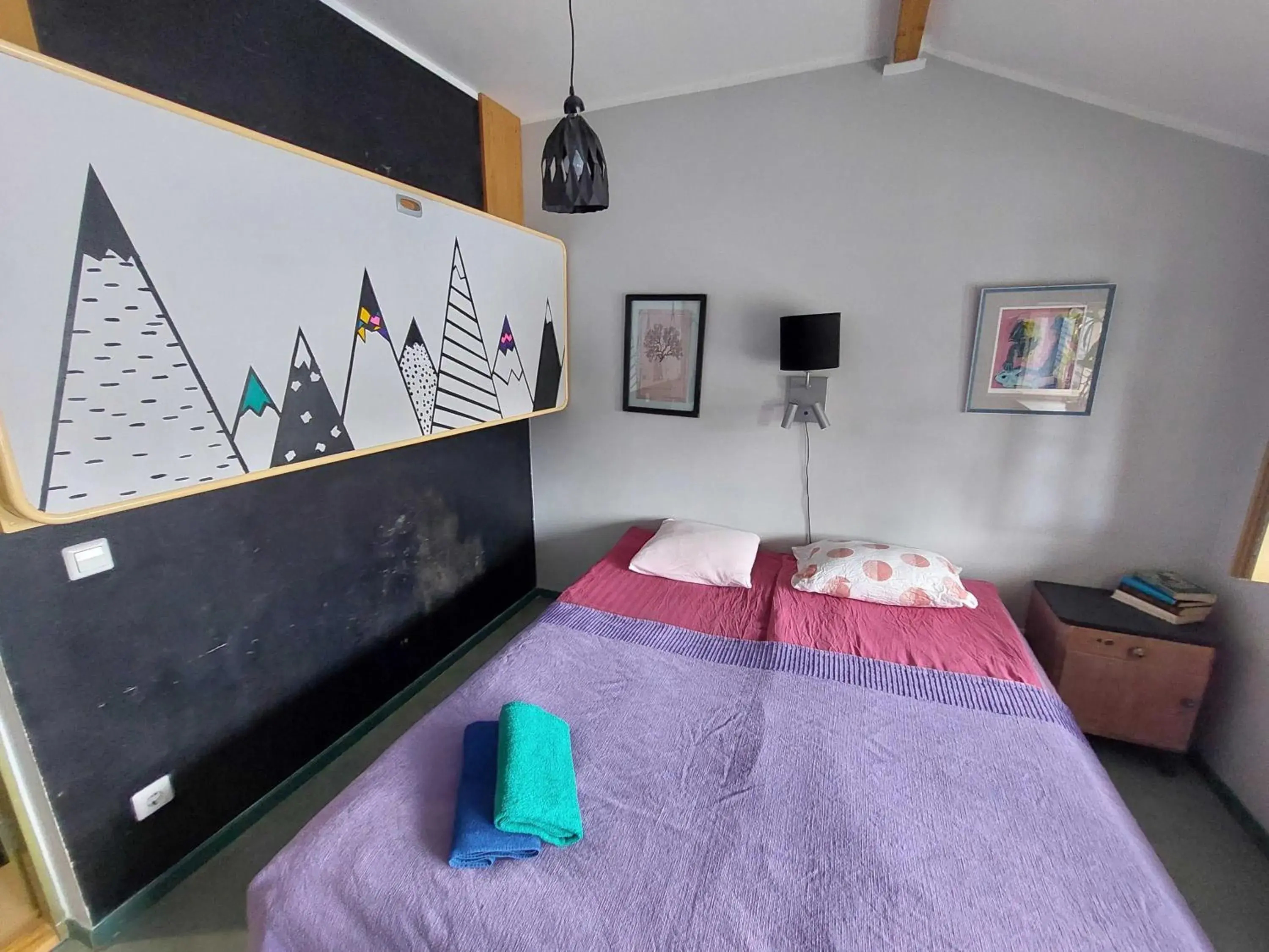 Double or Twin Room with Terrace and Shared Bathroom in Looming Hostel Double or Twin Room with Terrace and Shared Bathroom in Looming Hostel