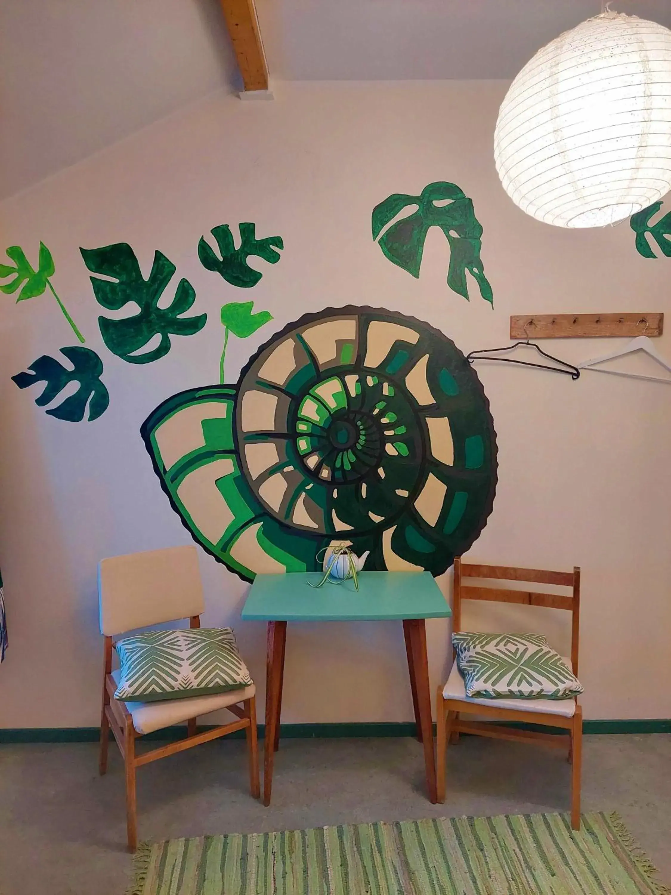 Double or Twin Room with Terrace and Shared Bathroom in Looming Hostel Double or Twin Room with Terrace and Shared Bathroom in Looming Hostel