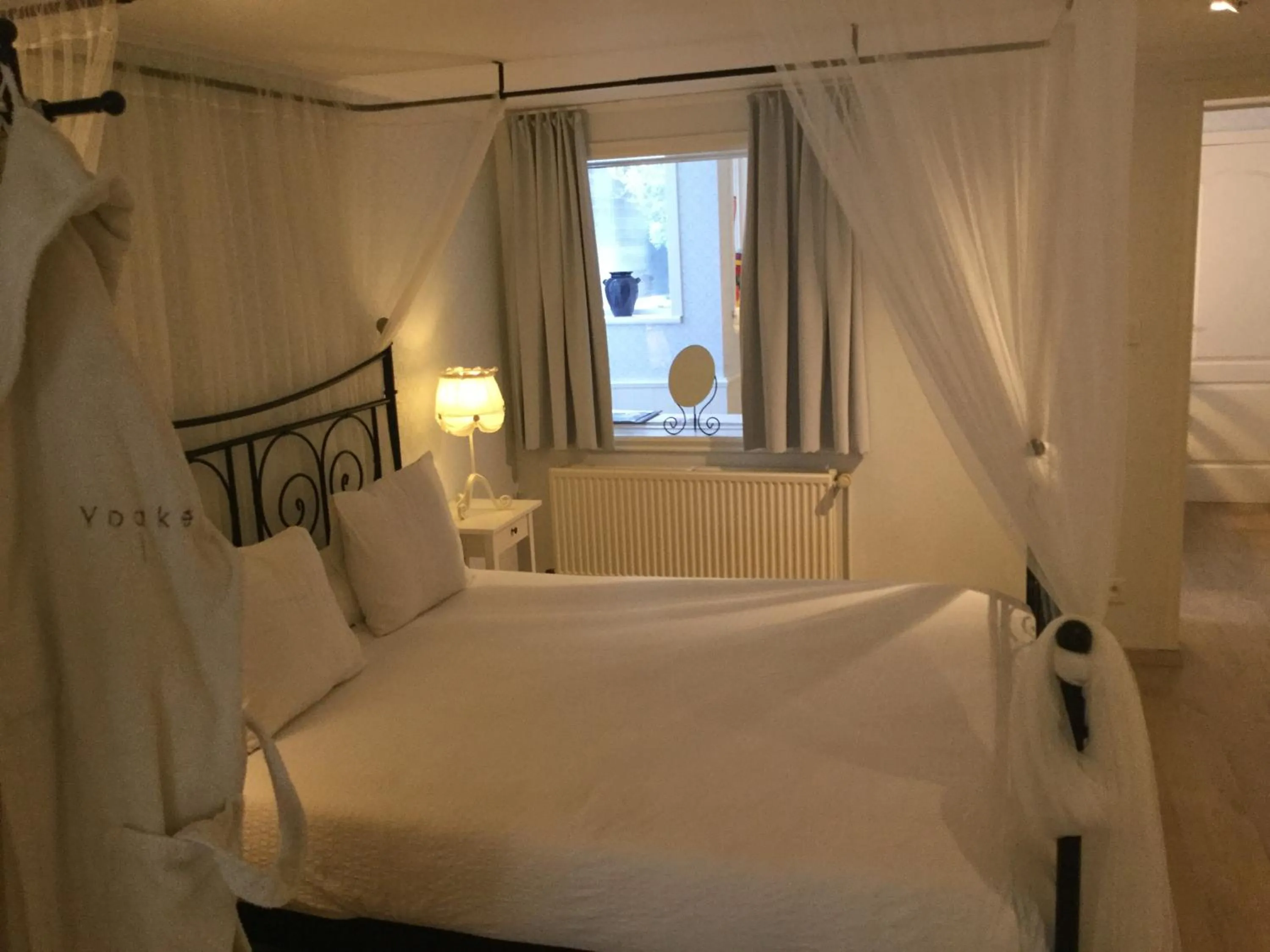 Day, Bed in B&B Wellness Yoake