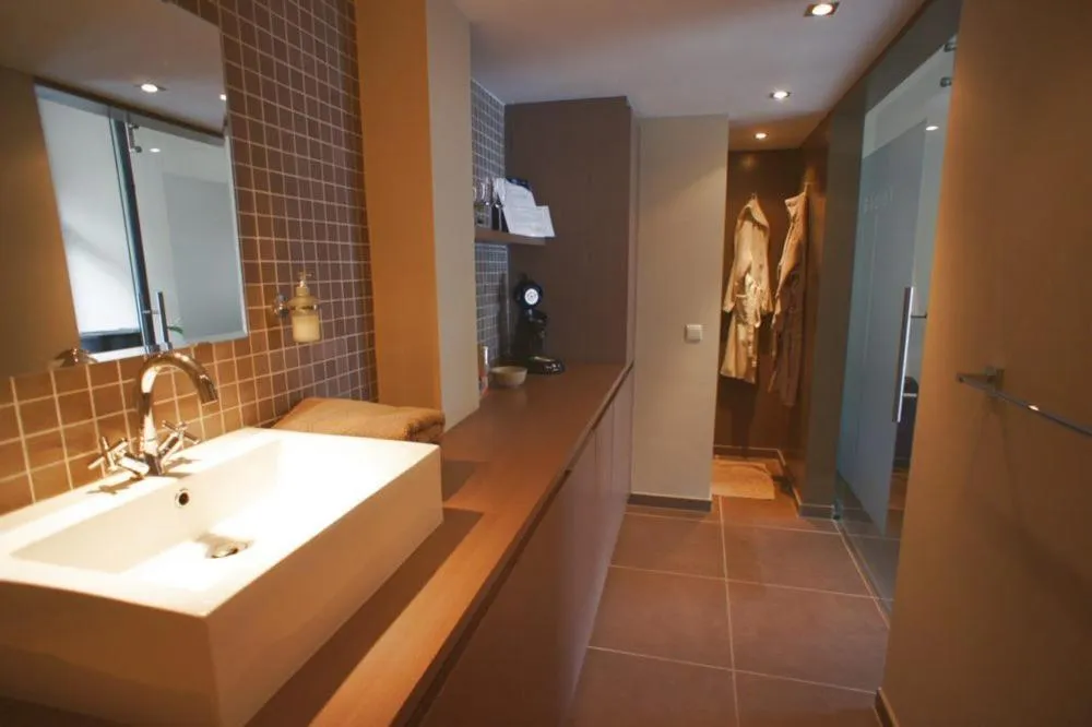 Shower in B&B Wellness Yoake