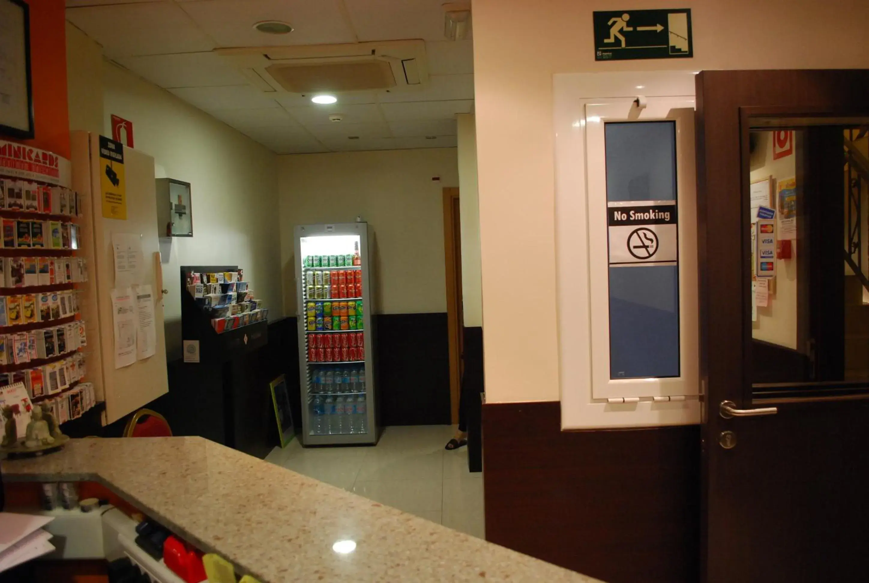 Lobby or reception in Hostal Las Flores Ramblas Lobby or reception in Hostal Las Flores Ramblas