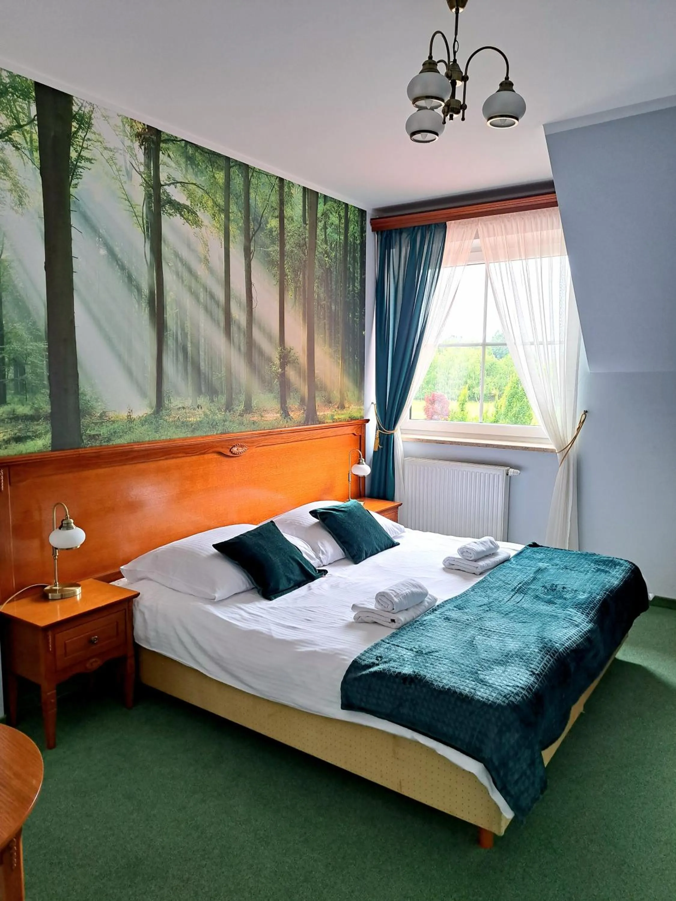 Photo of the whole room, Bed in Senator Gran Via