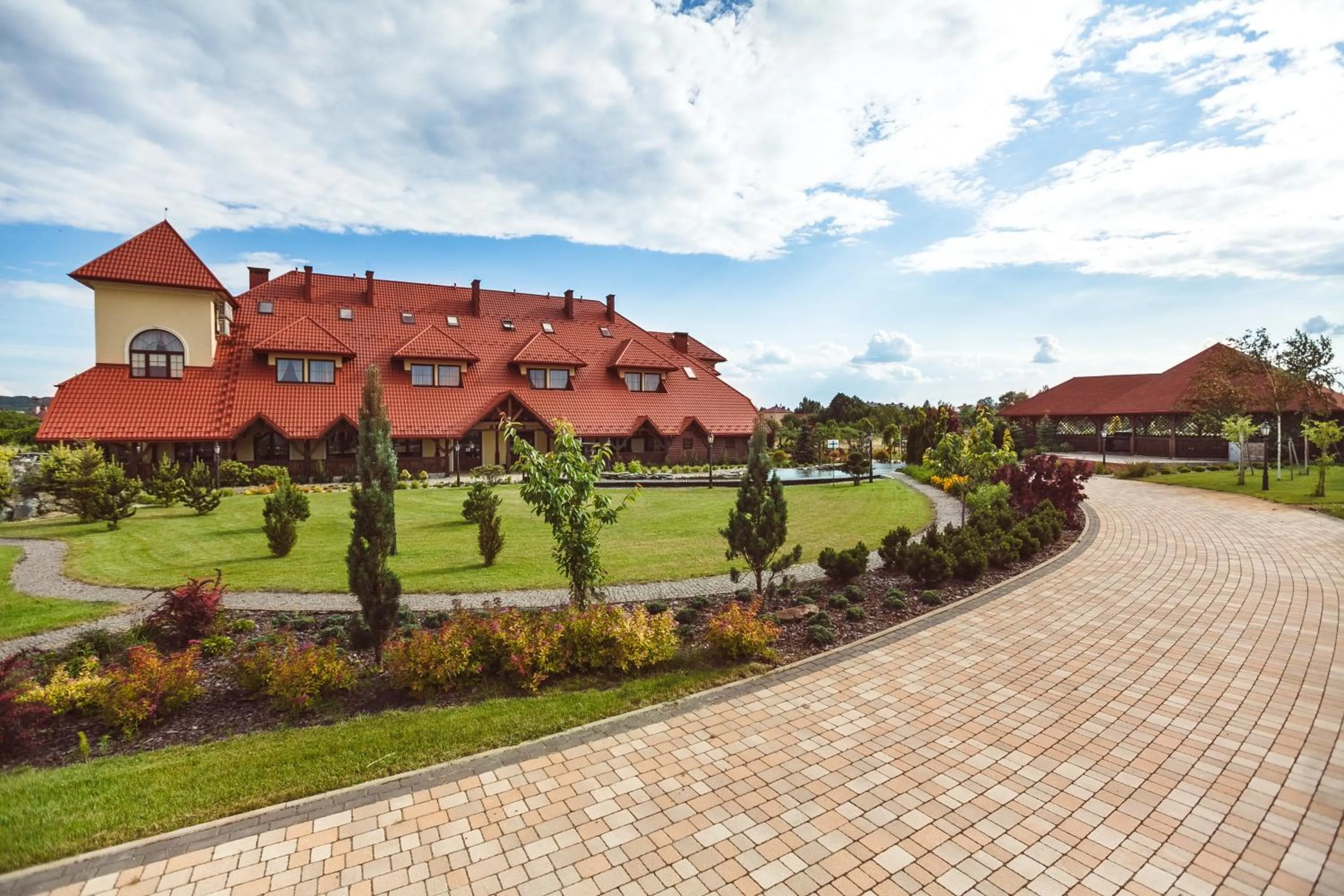 Property building in Senator Gran Via