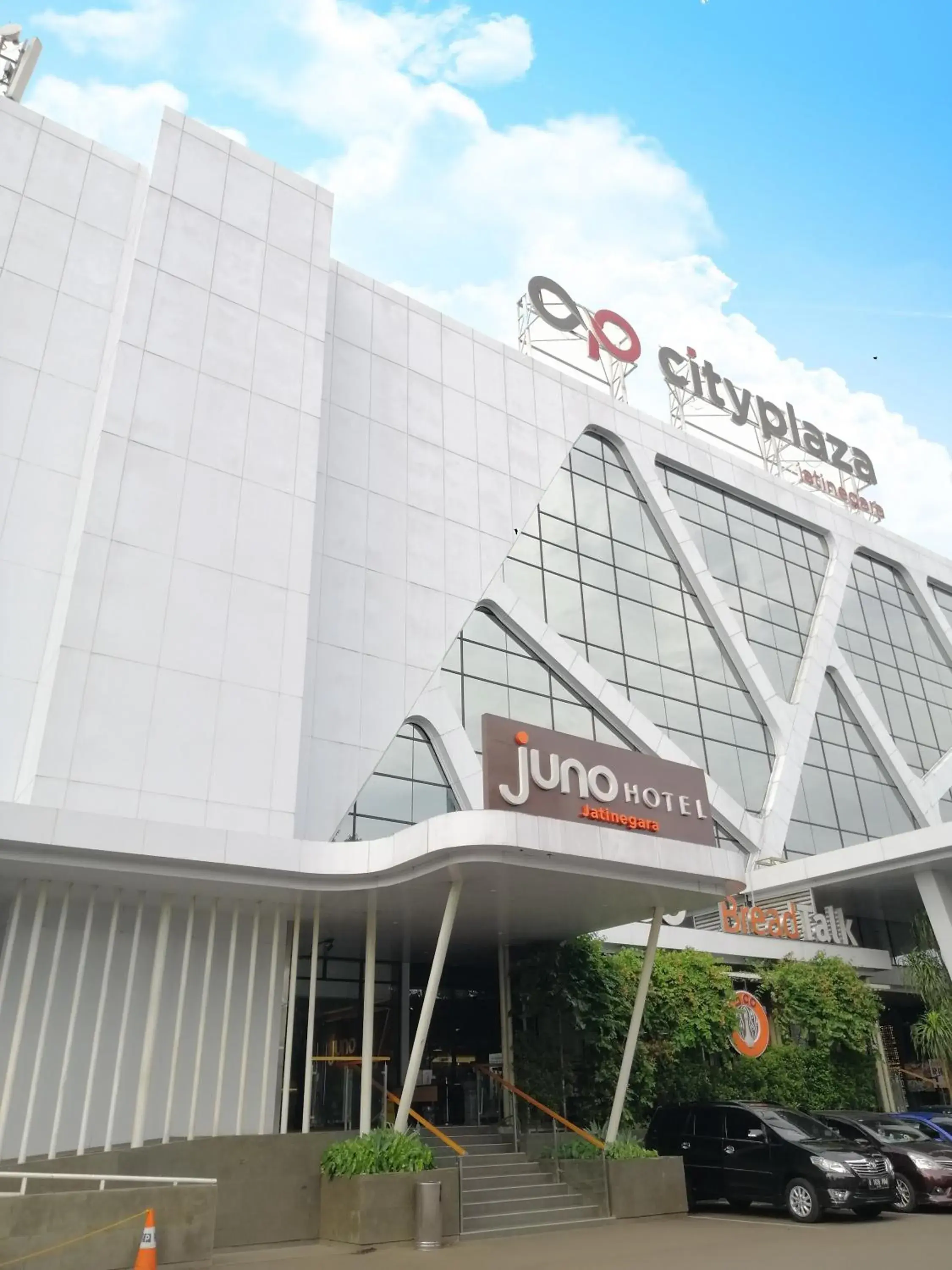 Property building in Juno Jatinegara Jakarta Property building in Juno Jatinegara Jakarta