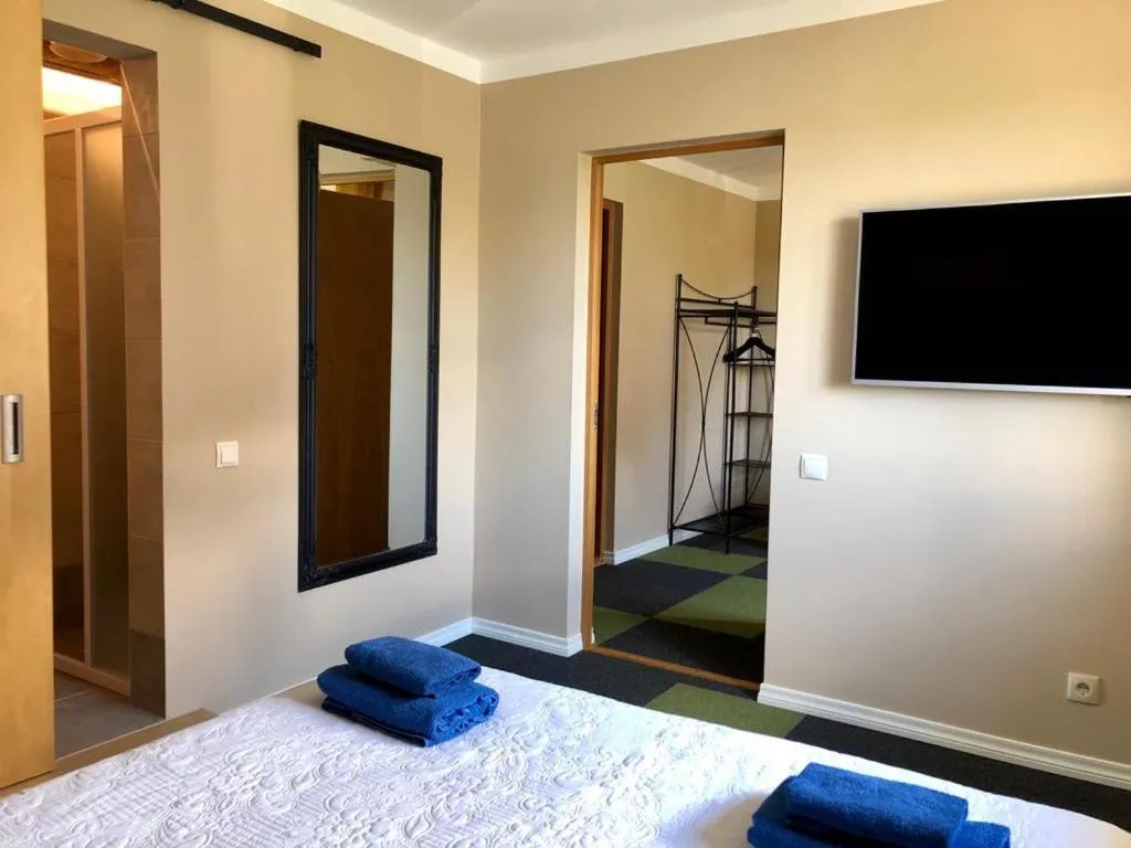 Bed in Veeriku Villa