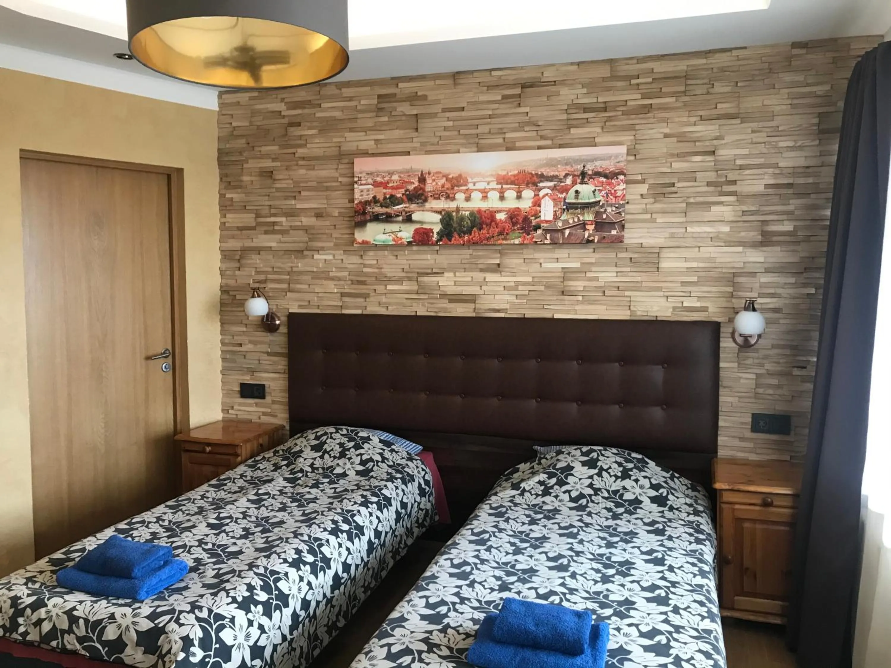 Bed in Veeriku Villa