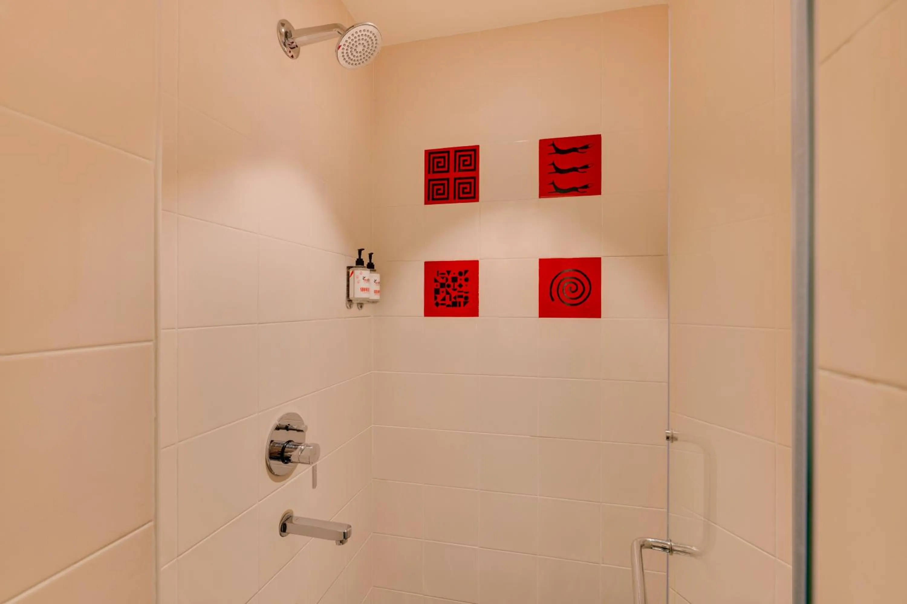 Red Fox by Lemon Tree Hotels, Hyderabad