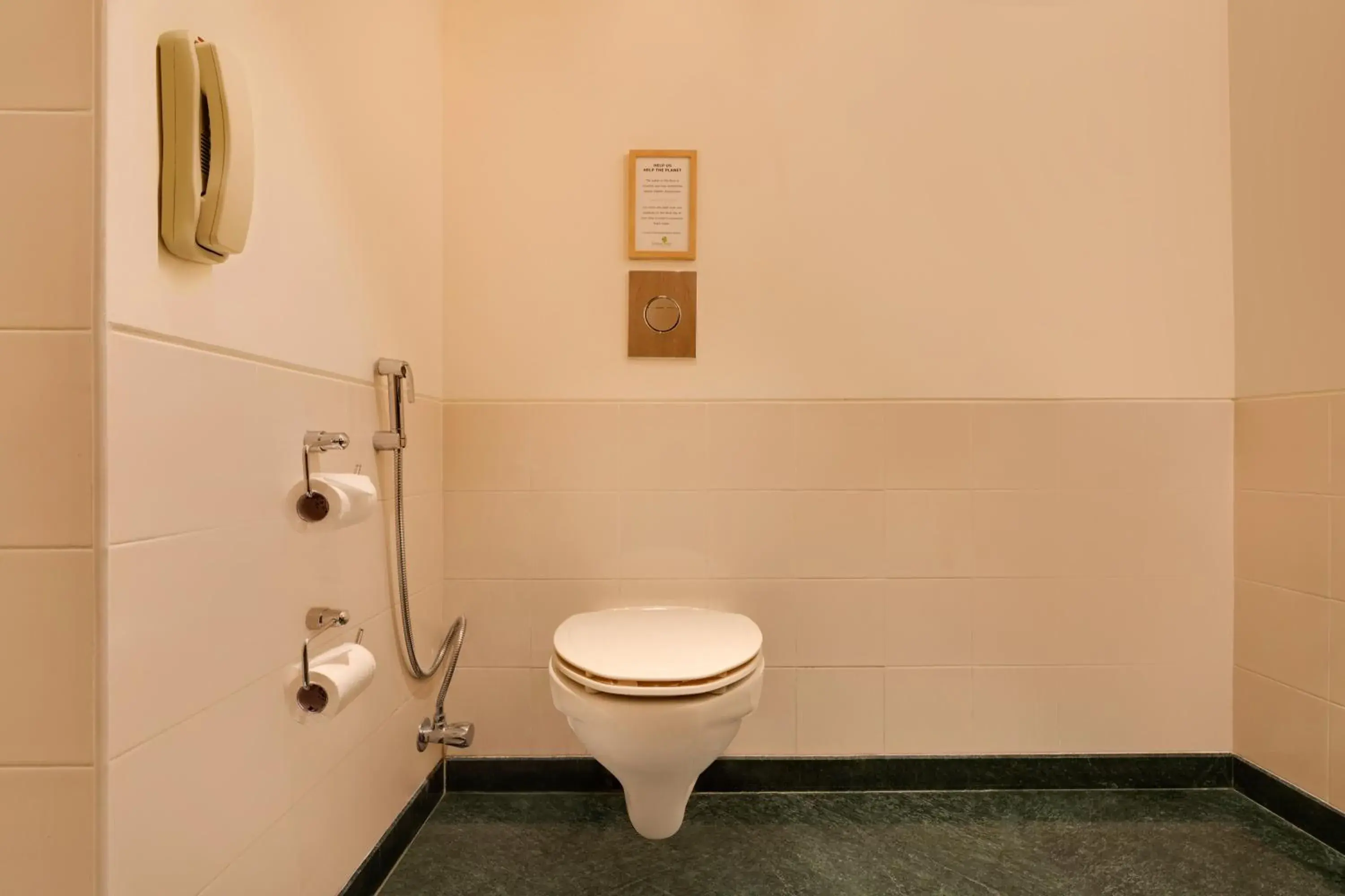 Red Fox by Lemon Tree Hotels, Hyderabad Red Fox by Lemon Tree Hotels, Hyderabad