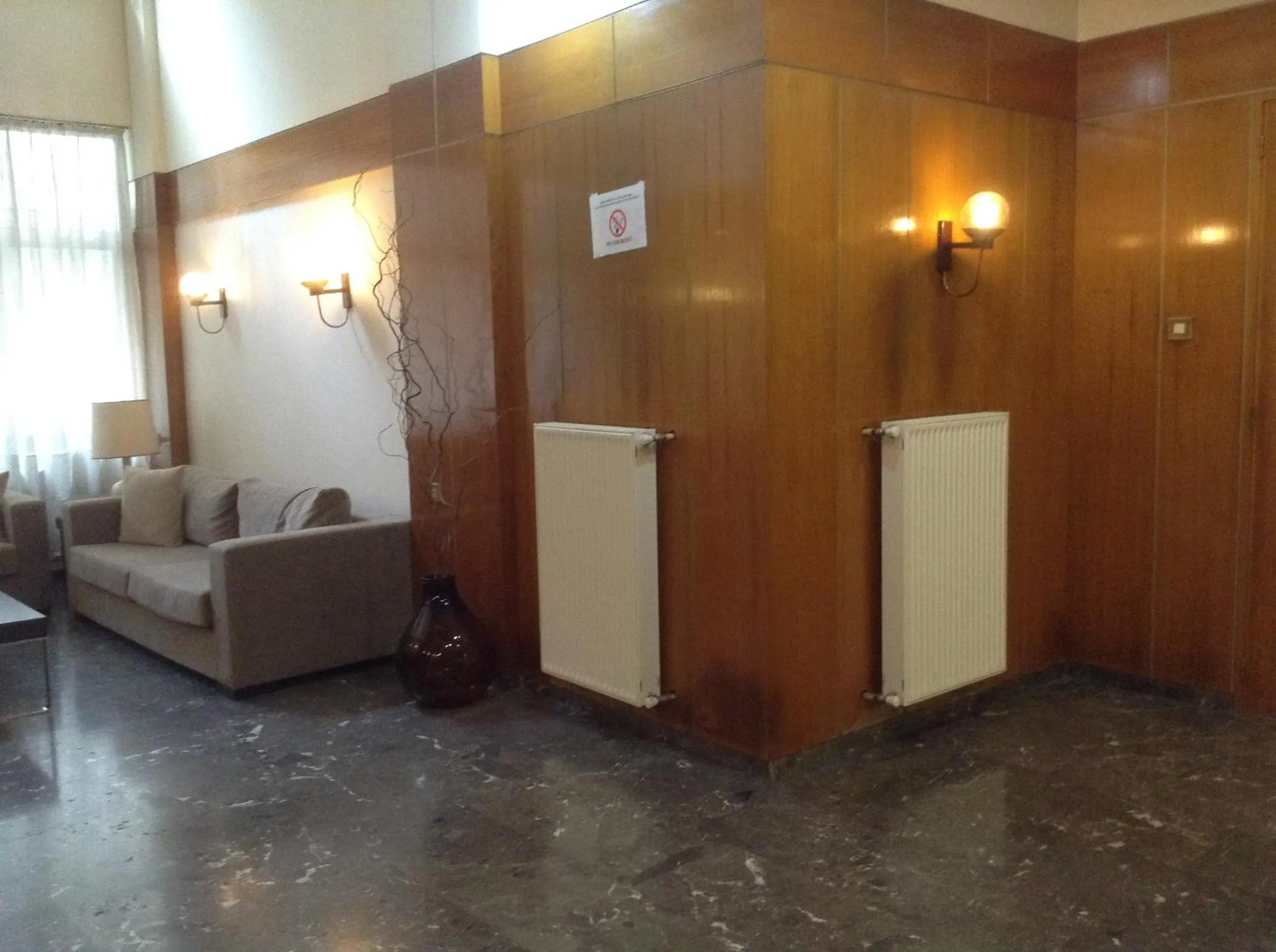 Facade/entrance in Hotel Electra