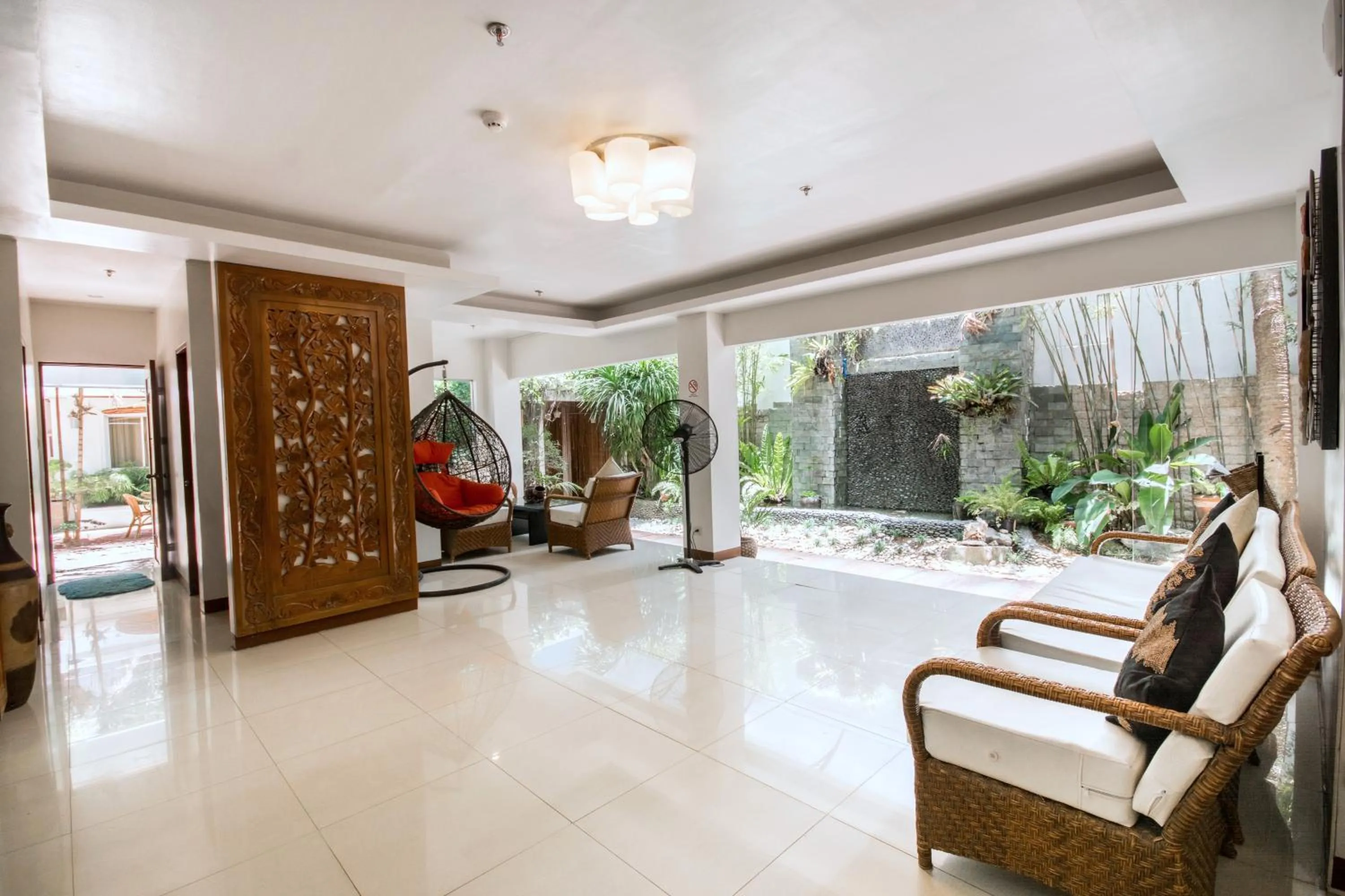 Property building in Sur Beach Resort Boracay