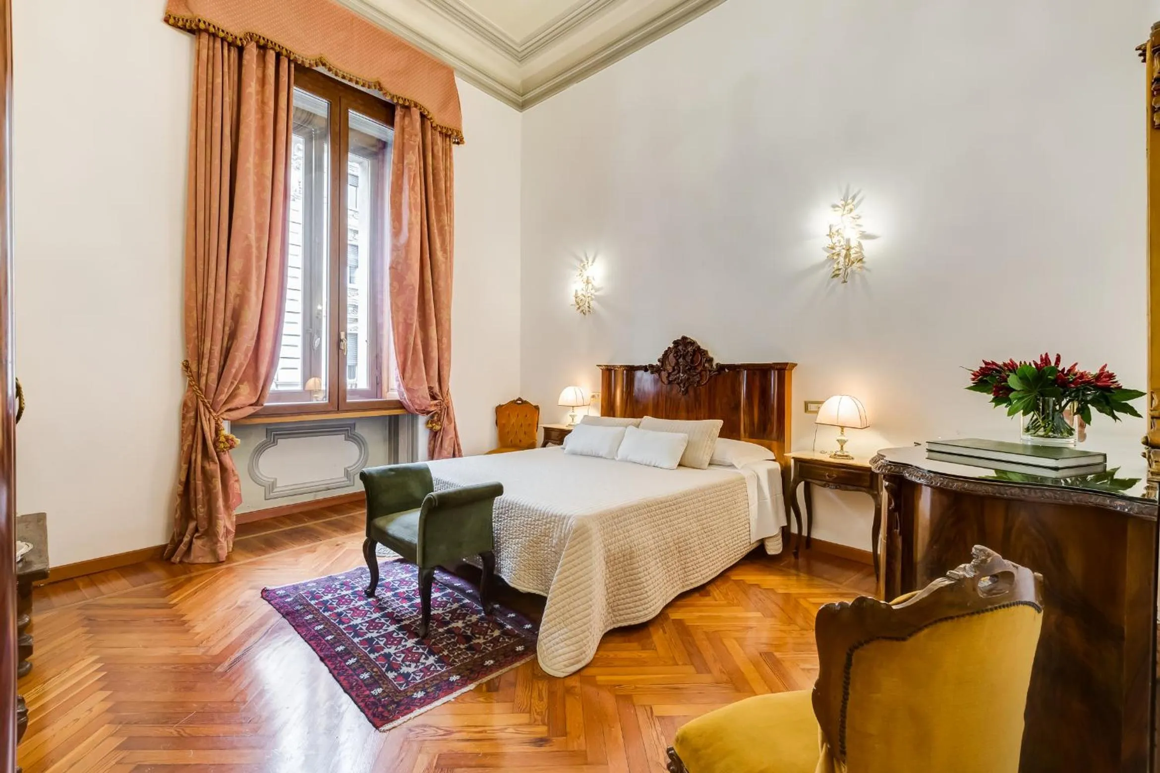 Photo of the whole room, Bed in Affreschi Su Roma Luxury B&B