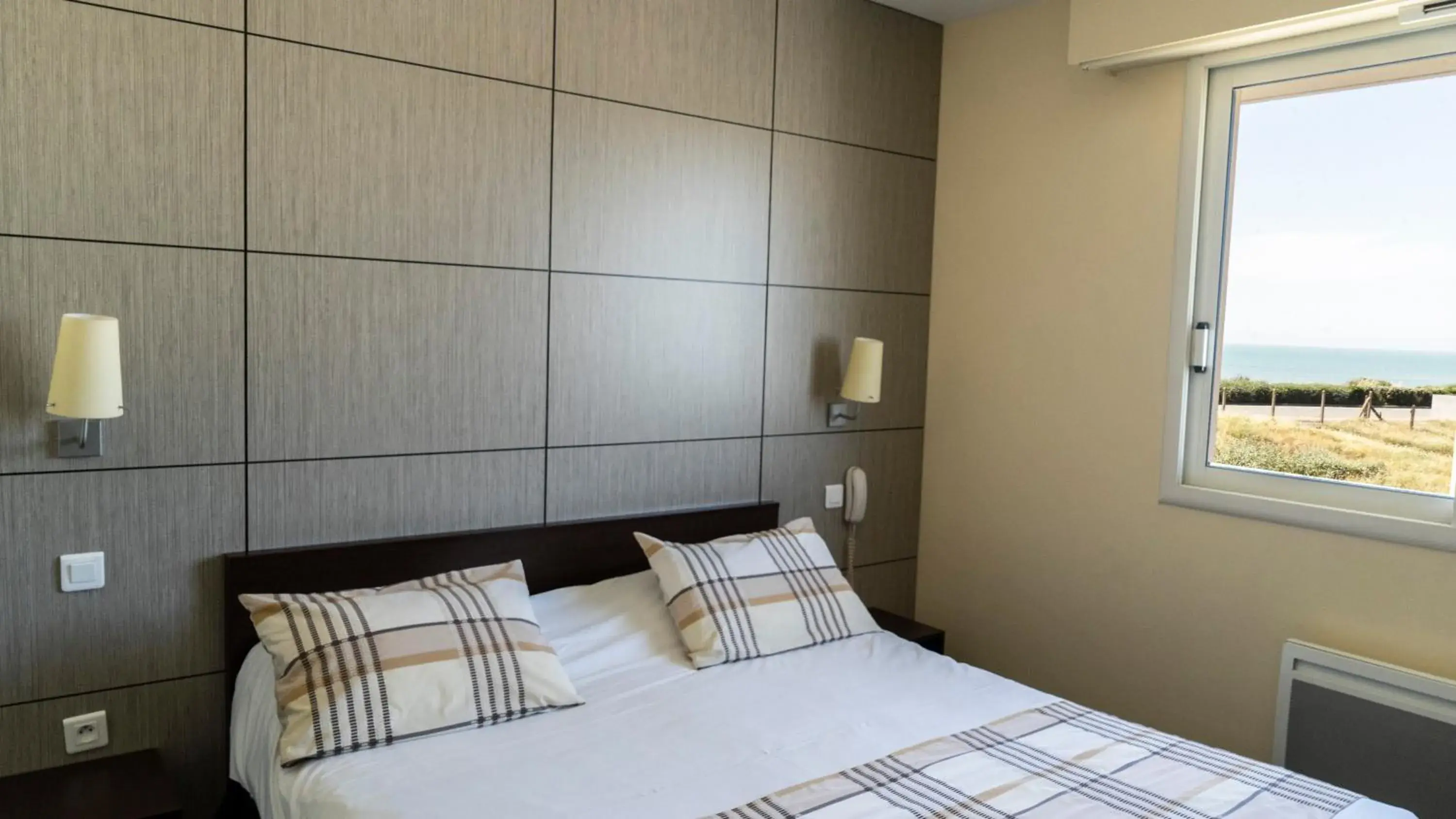 Double Room - Le Gois in Logis Hôtellerie Les Brisants , Restaurant J M Perochon Double Room - Le Gois in Logis Hôtellerie Les Brisants , Restaurant J M Perochon