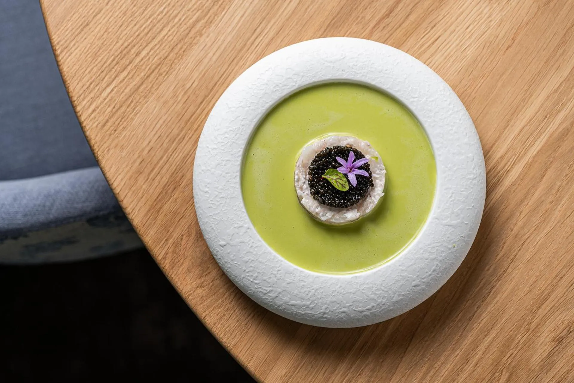 Restaurant/places to eat in Logis Hôtellerie Les Brisants , Restaurant J M Perochon