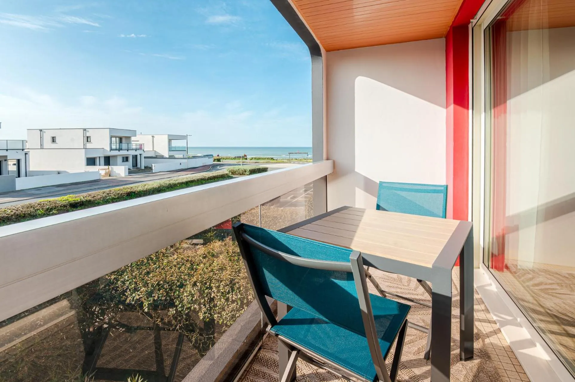 Property building in Logis Hôtellerie Les Brisants , Restaurant J M Perochon