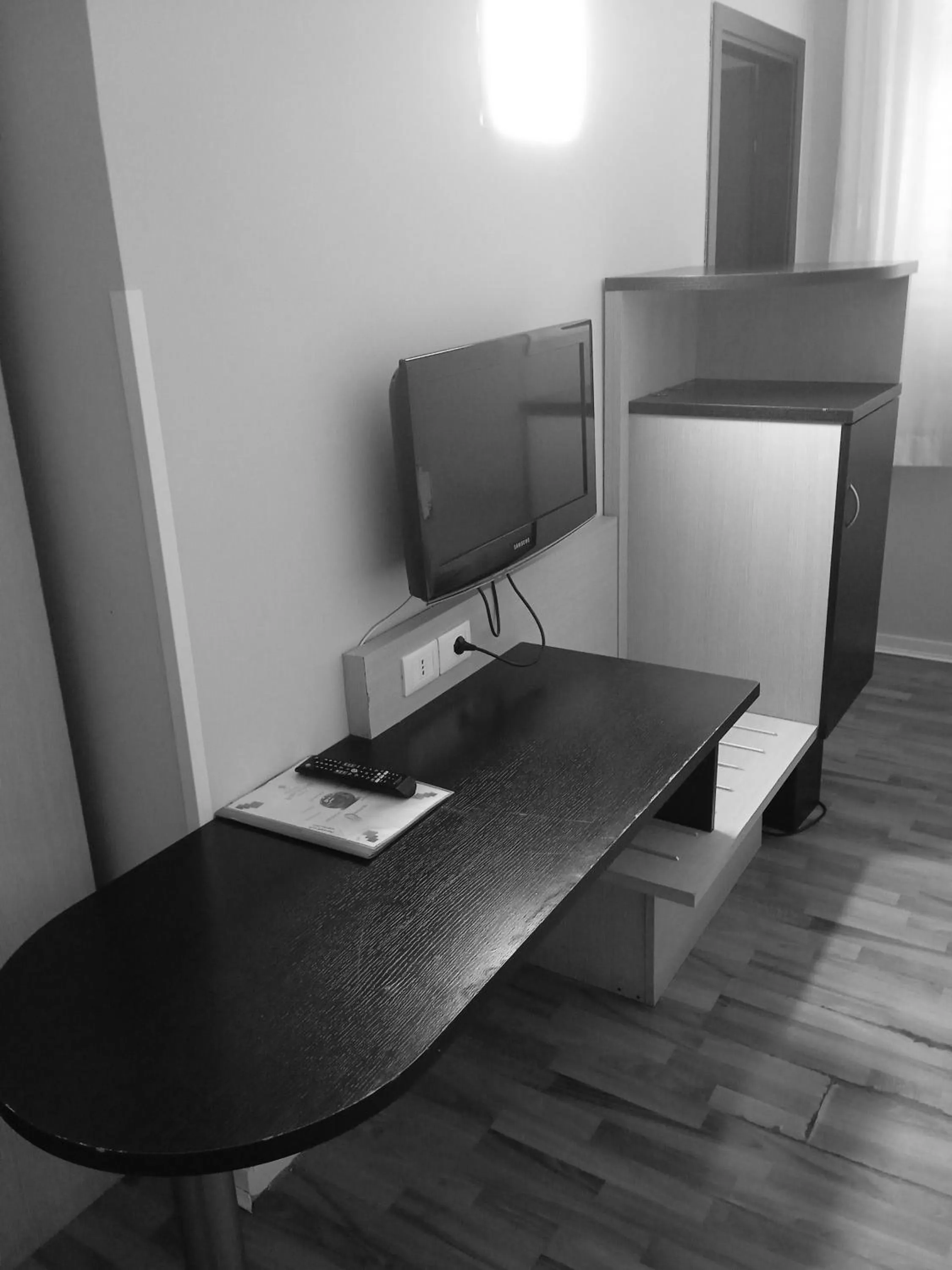 TV and multimedia in Hotel Sant'Elia