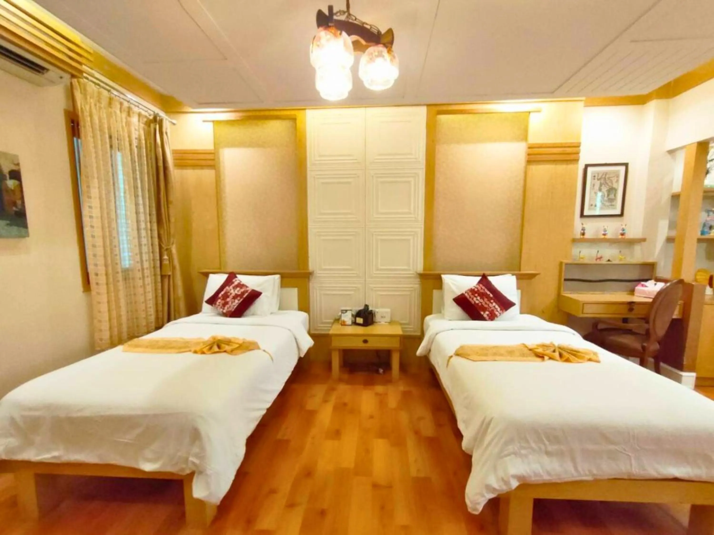 Bed in Vartika Resovilla Kuiburi Beach Resort and Villas