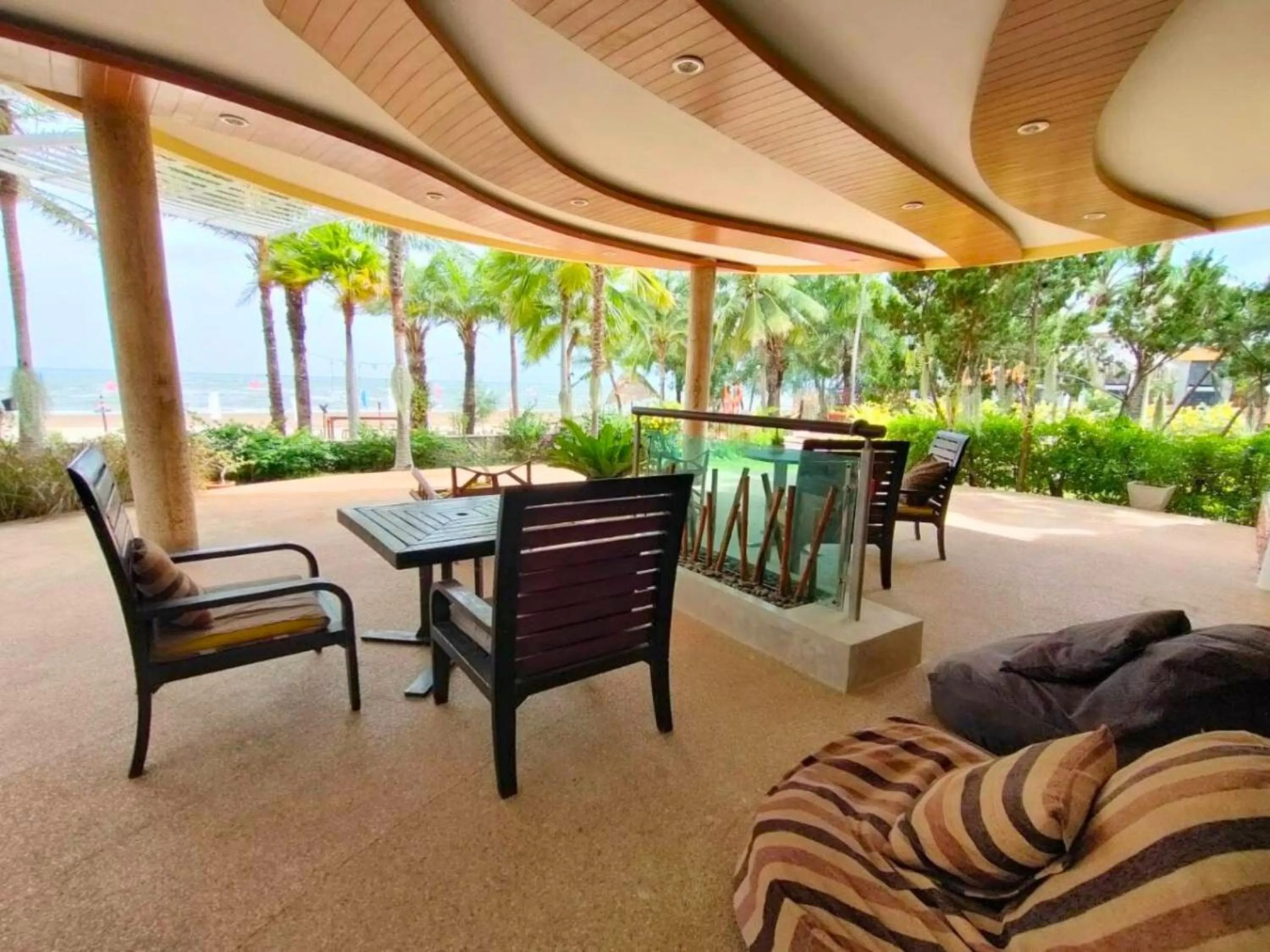 Day in Vartika Resovilla Kuiburi Beach Resort and Villas