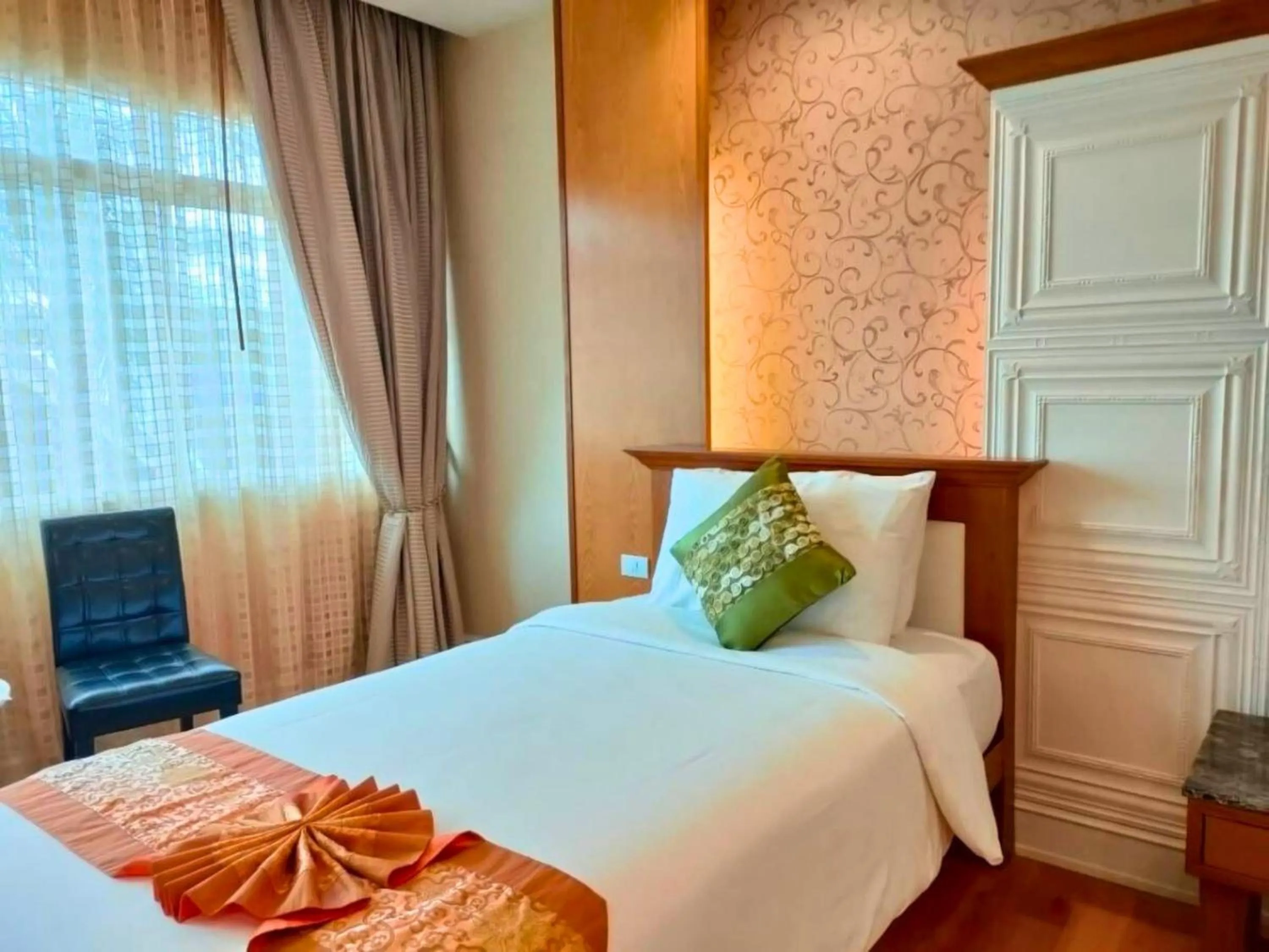 Bed in Vartika Resovilla Kuiburi Beach Resort and Villas