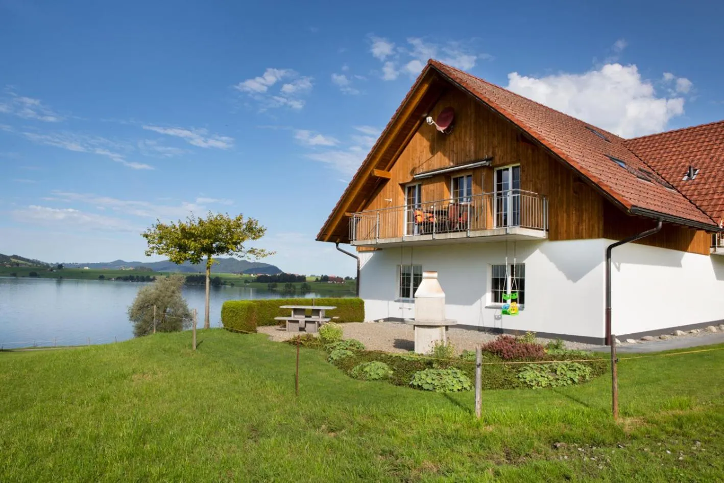 Property building in B&B Ferienhof am See