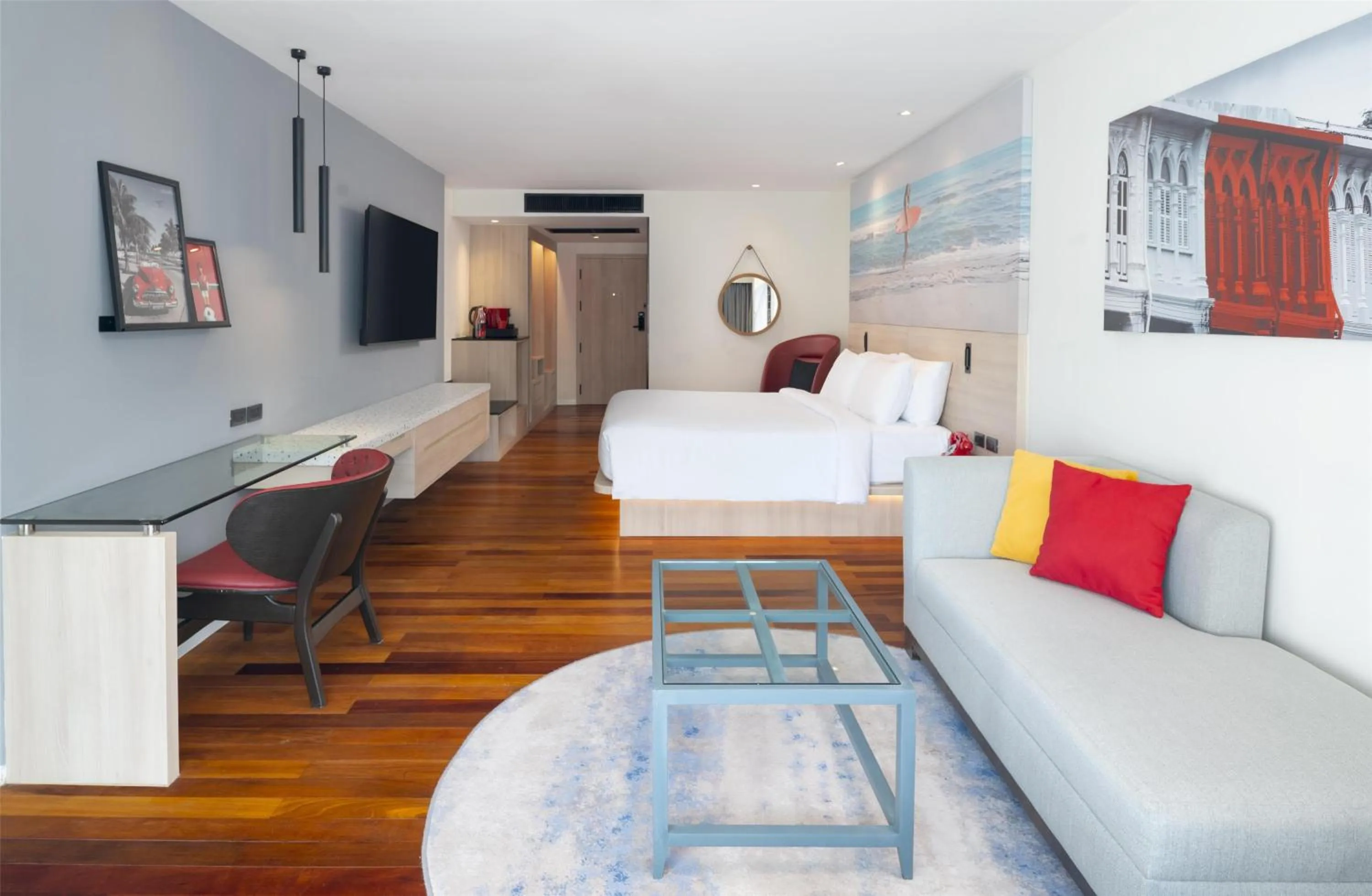 Bedroom, Bed in Radisson RED Phuket Patong Beach