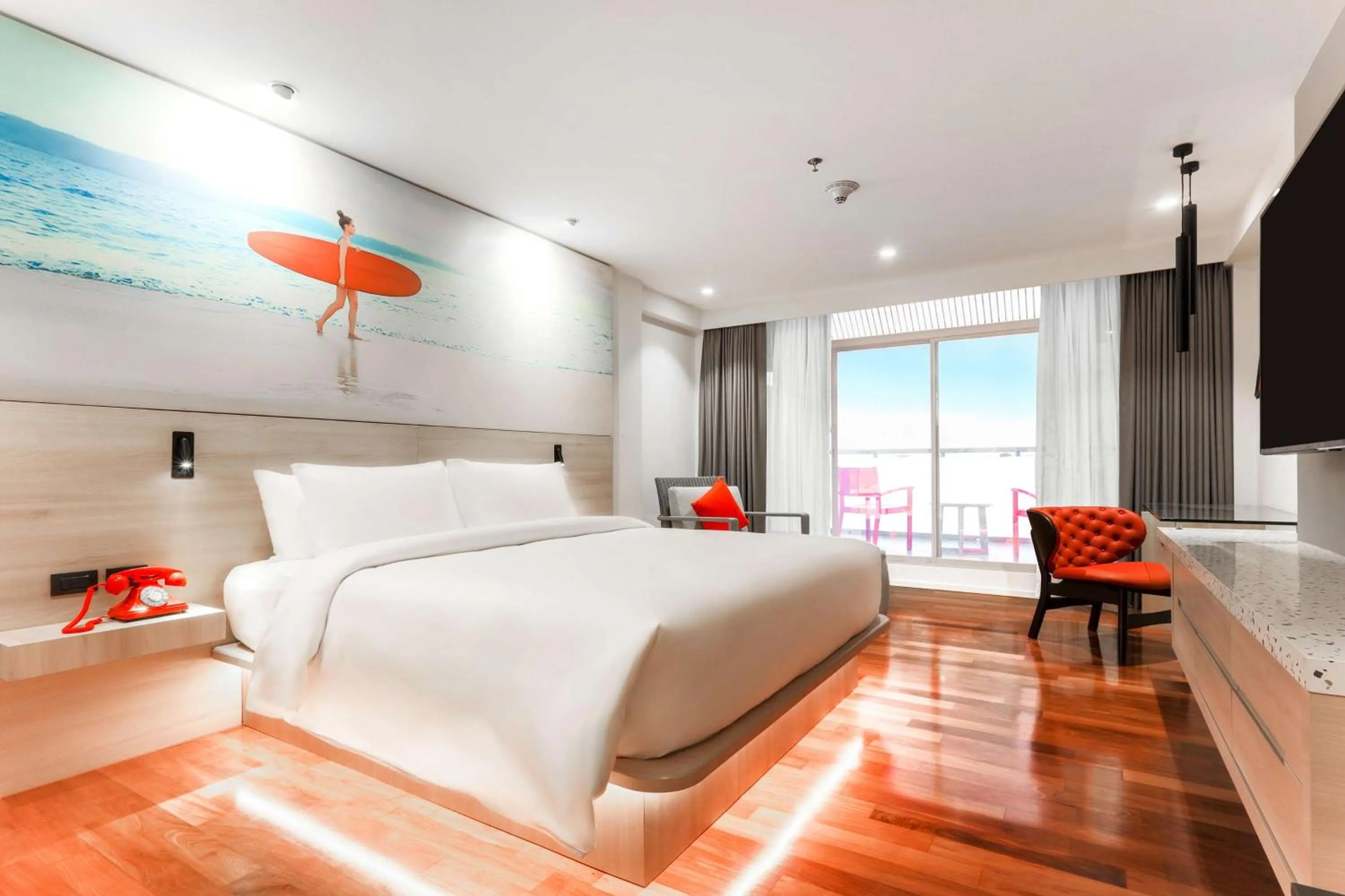 Bedroom, Bed in Radisson RED Phuket Patong Beach