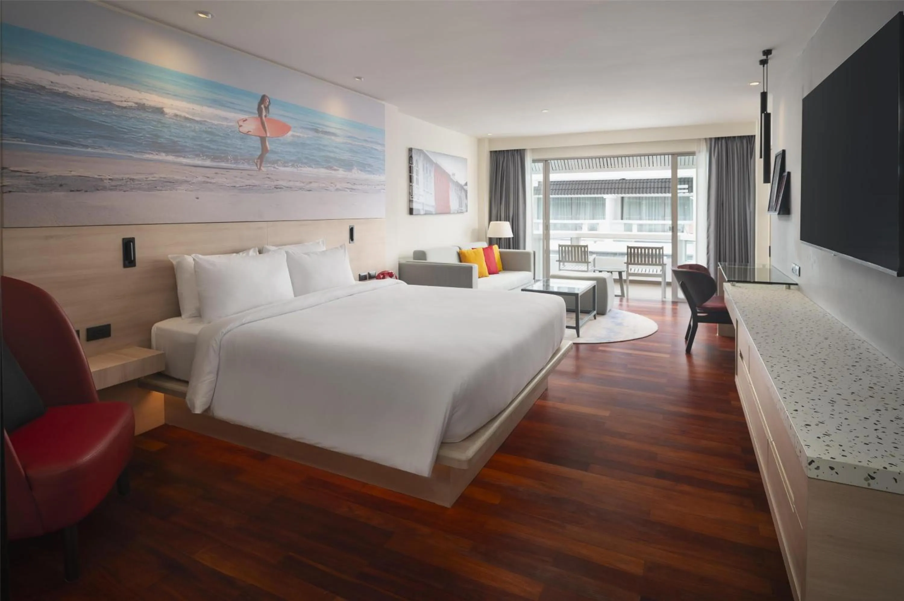 Bedroom, Bed in Radisson RED Phuket Patong Beach
