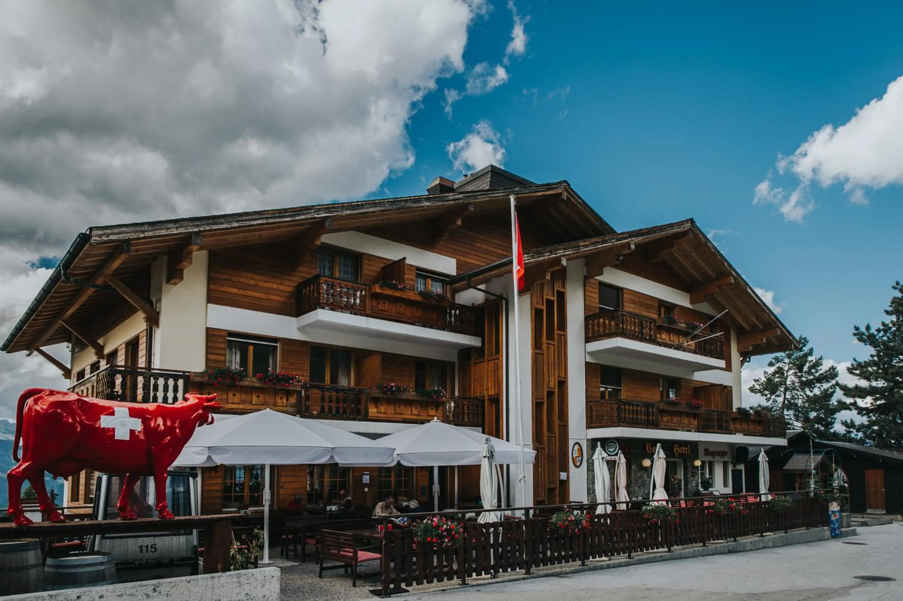 Property building in Hôtel Magrappé