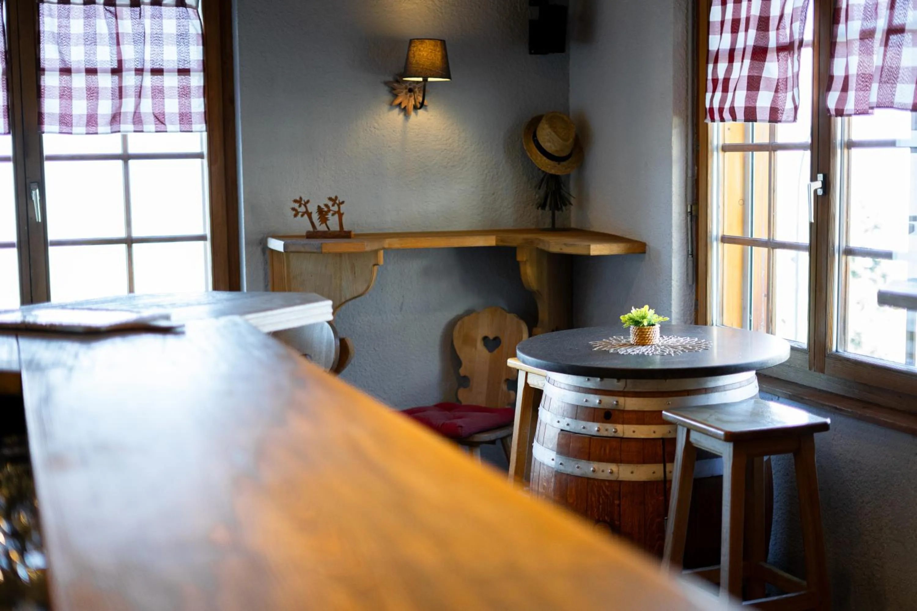 Lounge or bar in Hôtel Magrappé