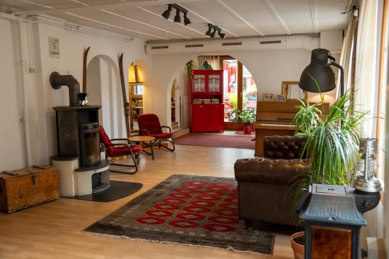 Living room in Balmers Hostel