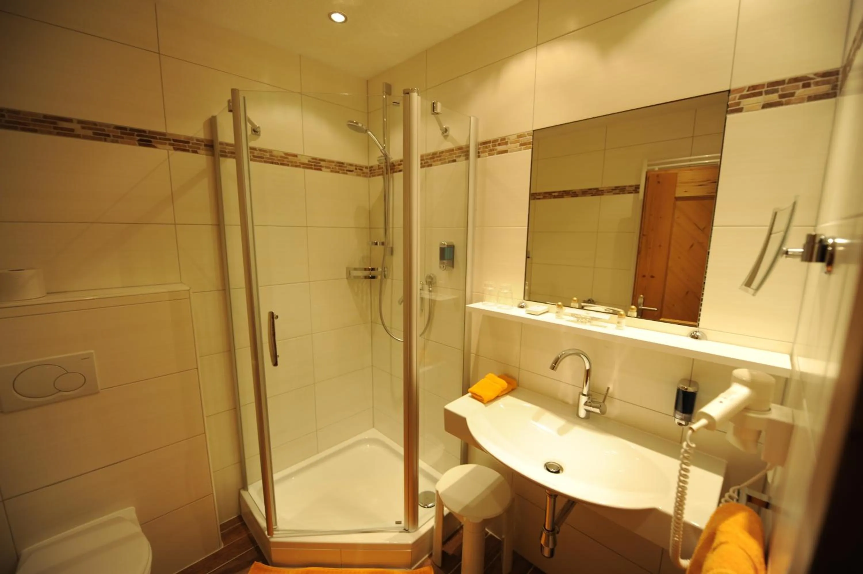 Bathroom in Hotel Post Kappl