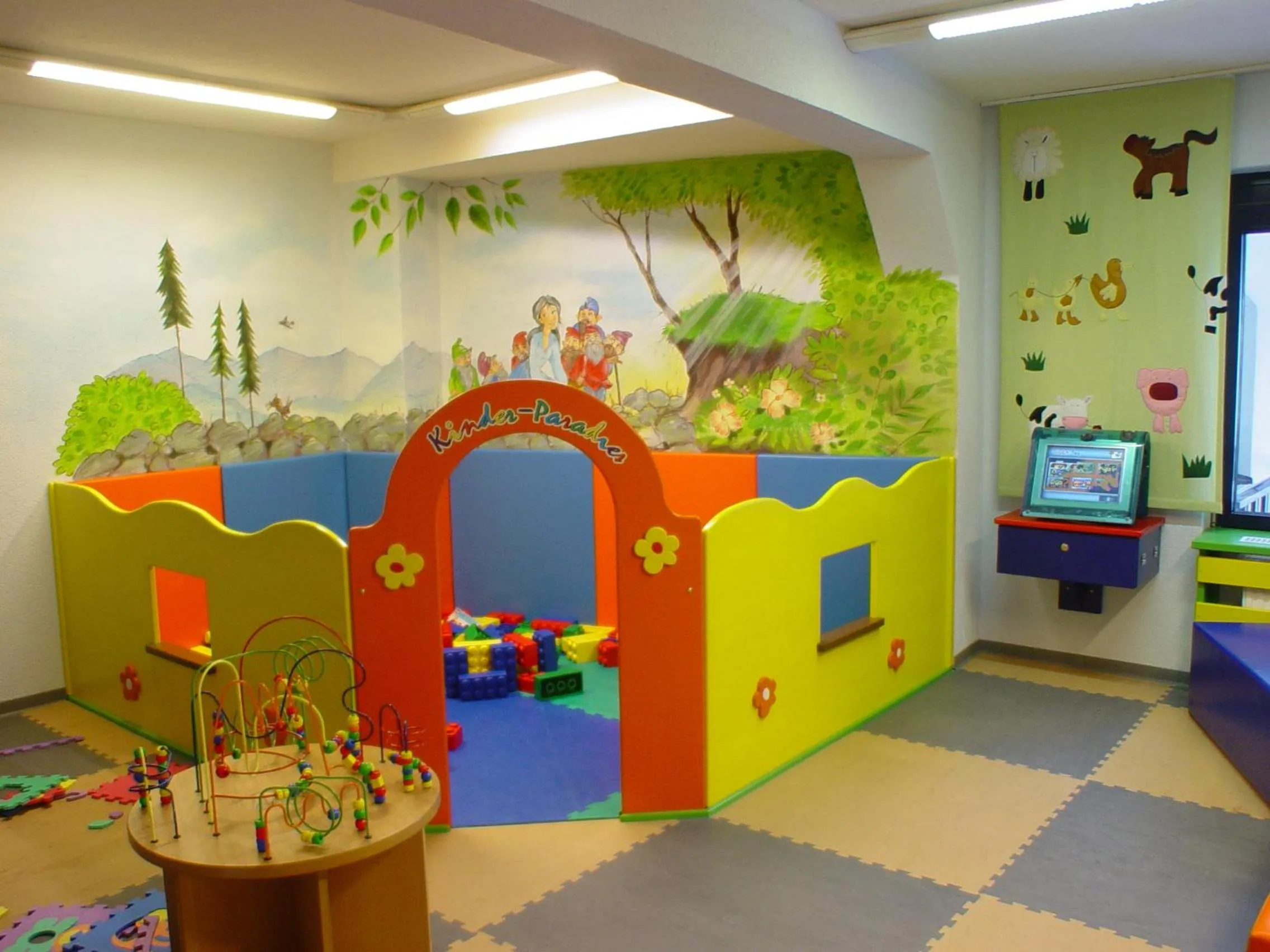 Game Room in Hotel Post Kappl