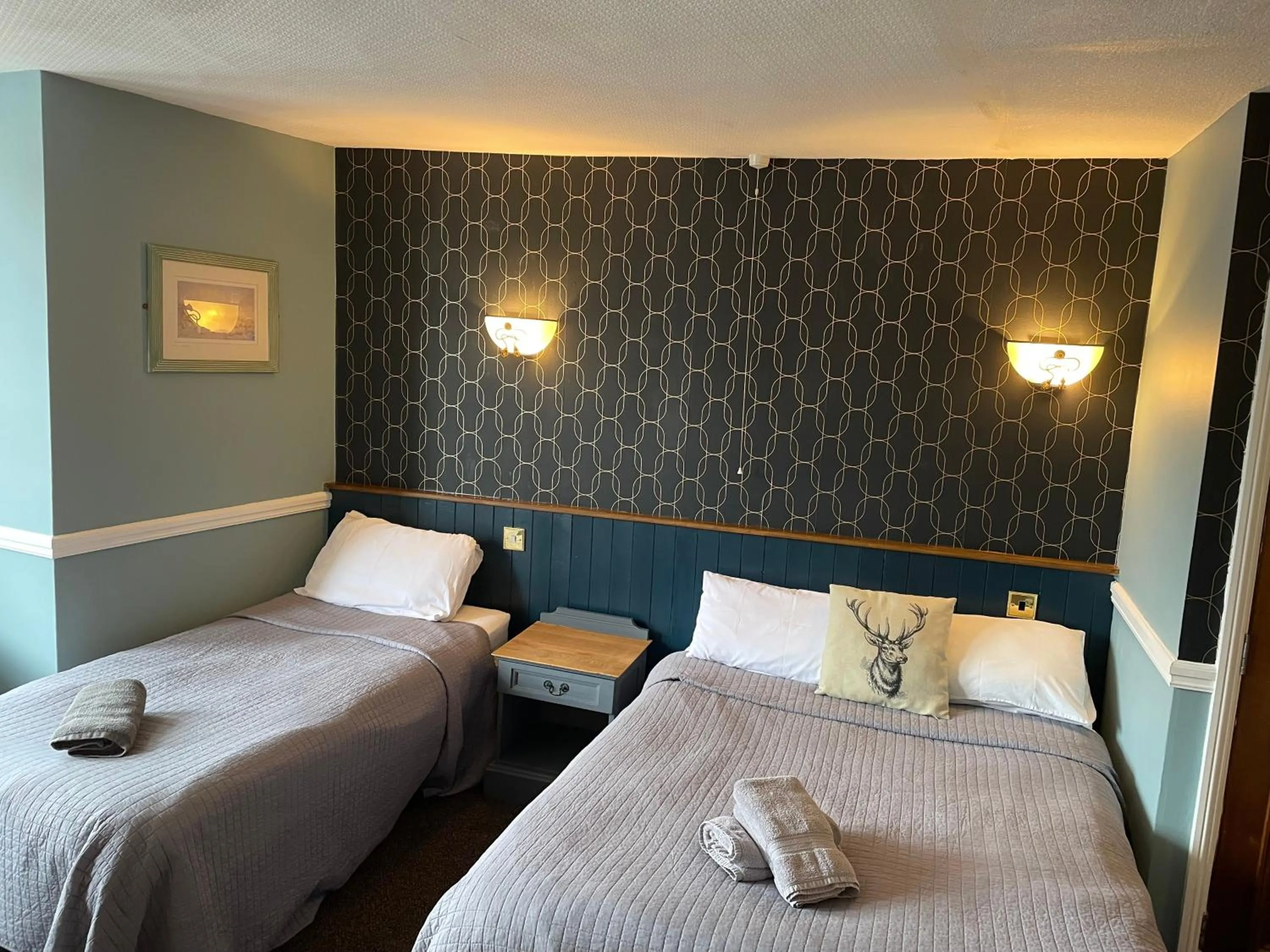 Bedroom, Bed in The Olde Swan Hotel