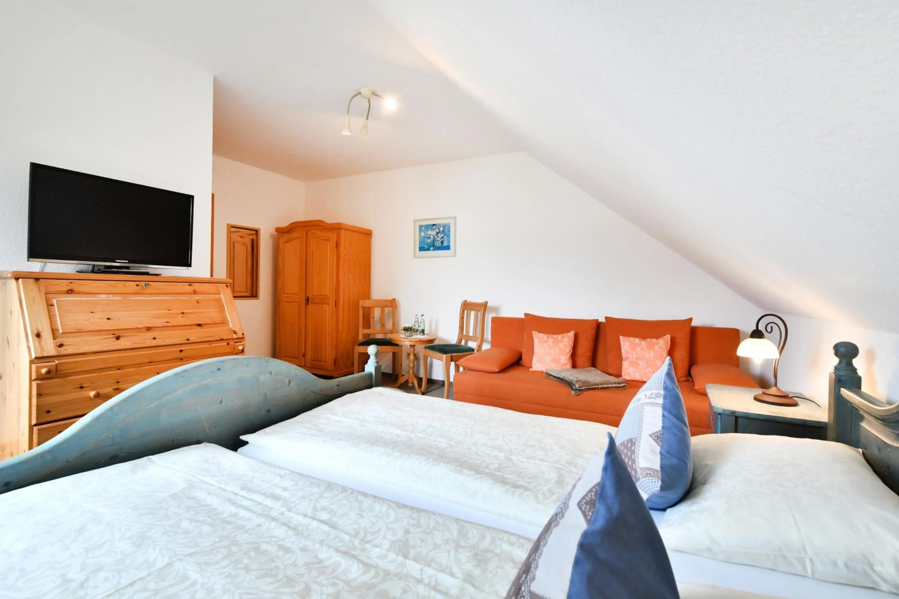 Bed in Landhotel Jungbrunnen