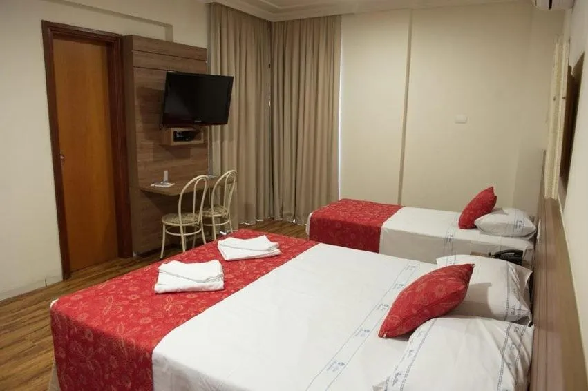 Bedroom, Bed in Hotel Metropolitan