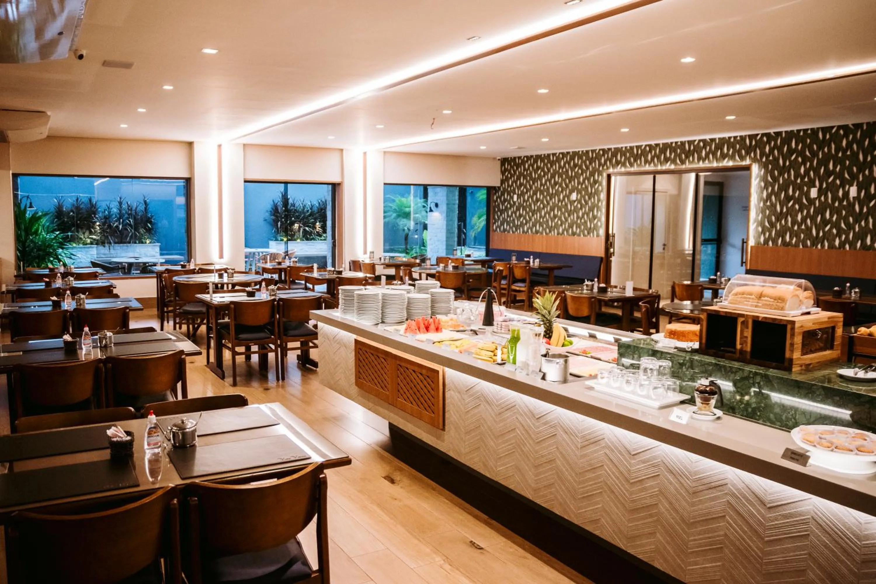 Restaurant/places to eat in Hotel Vale Verde