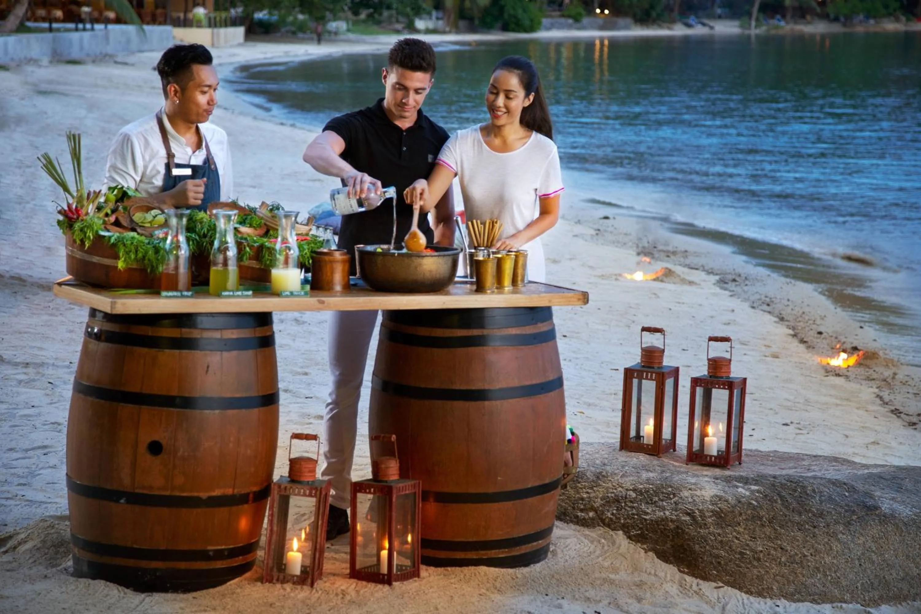 Lounge or bar in Renaissance Koh Samui Resort & Spa