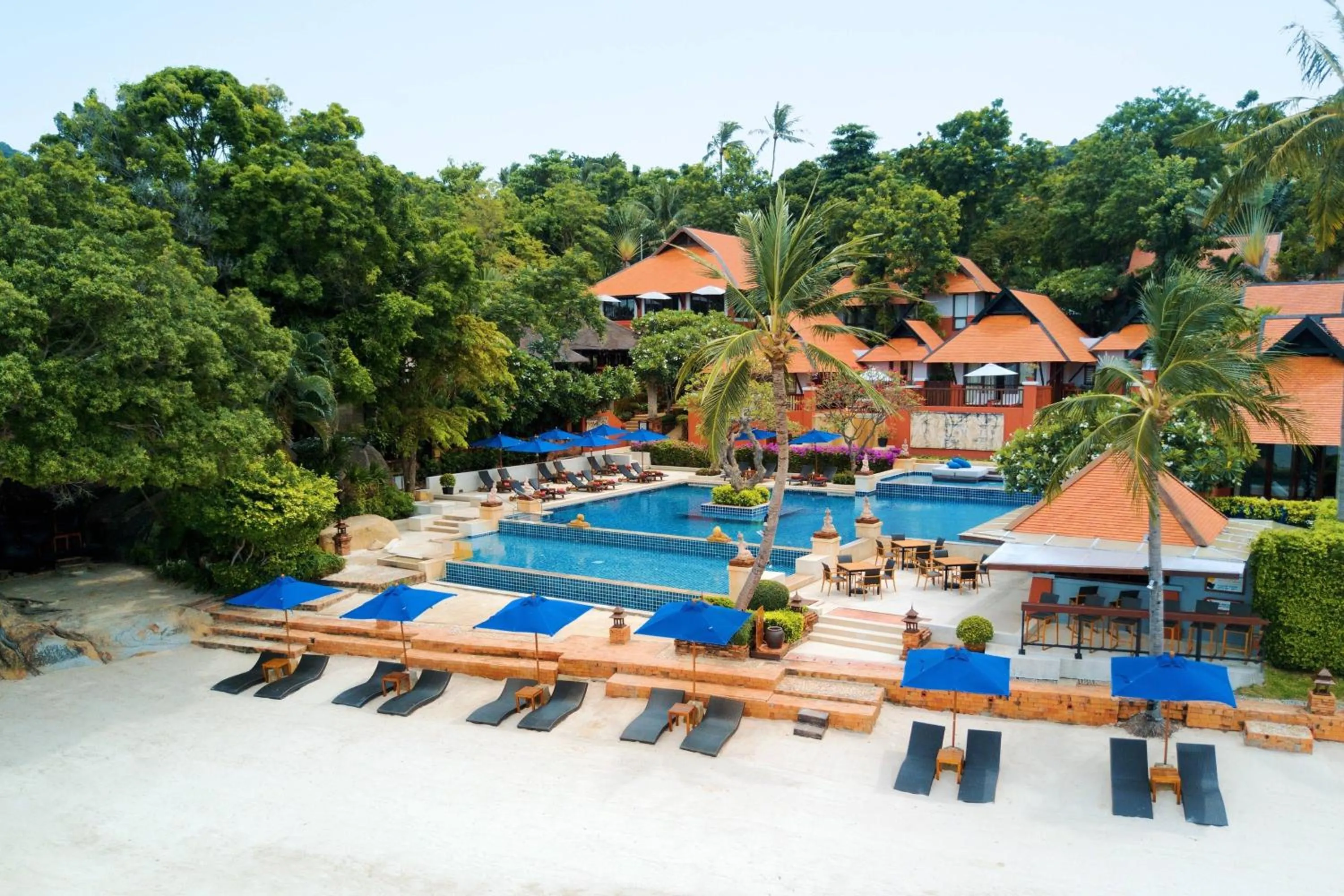 Property building in Renaissance Koh Samui Resort & Spa