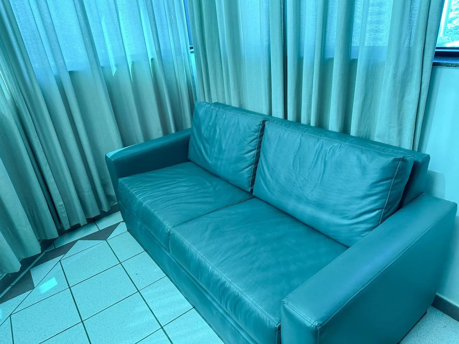 Living room in Bahamas Duplex by WS