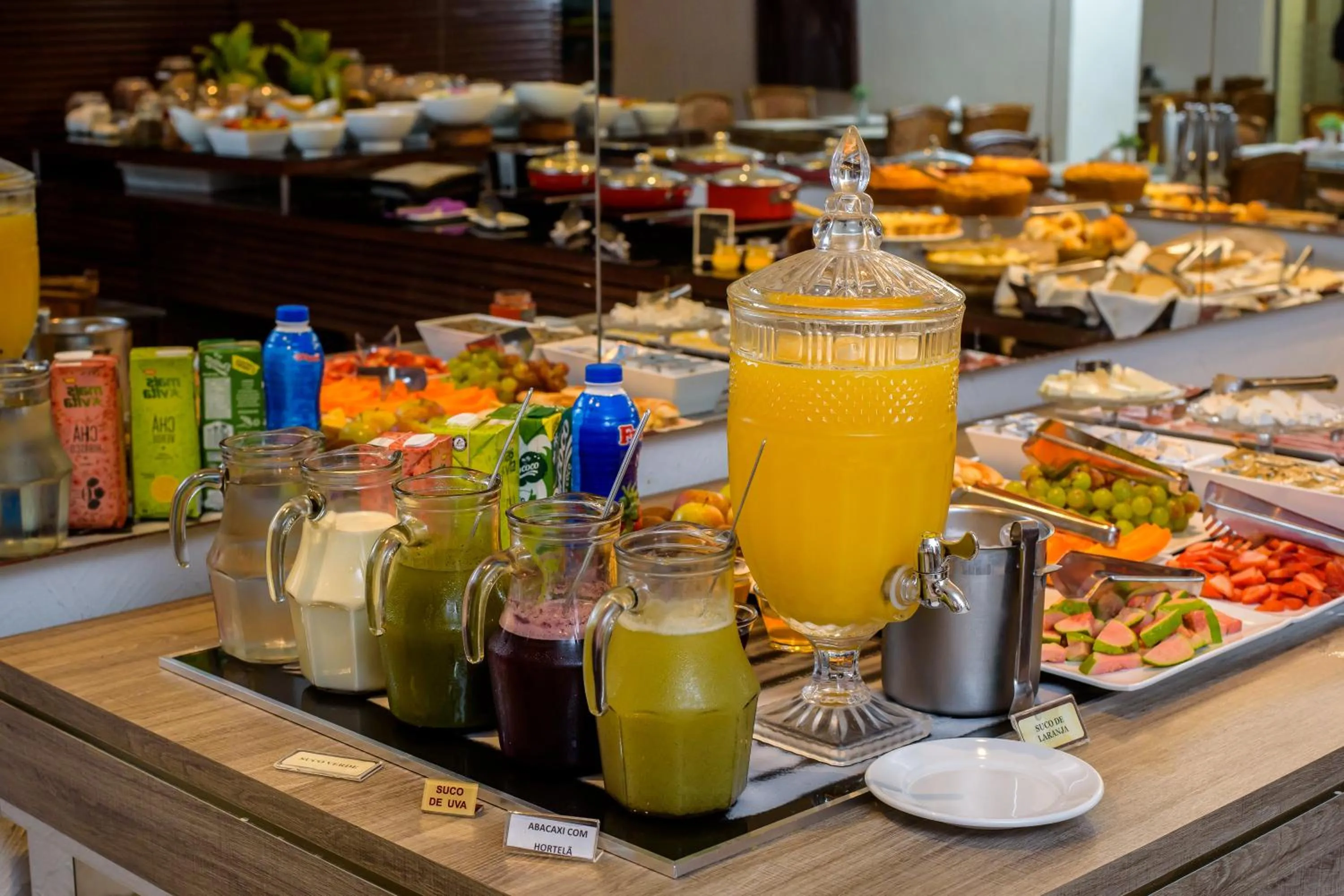 Food and drinks in Bahamas Duplex by WS