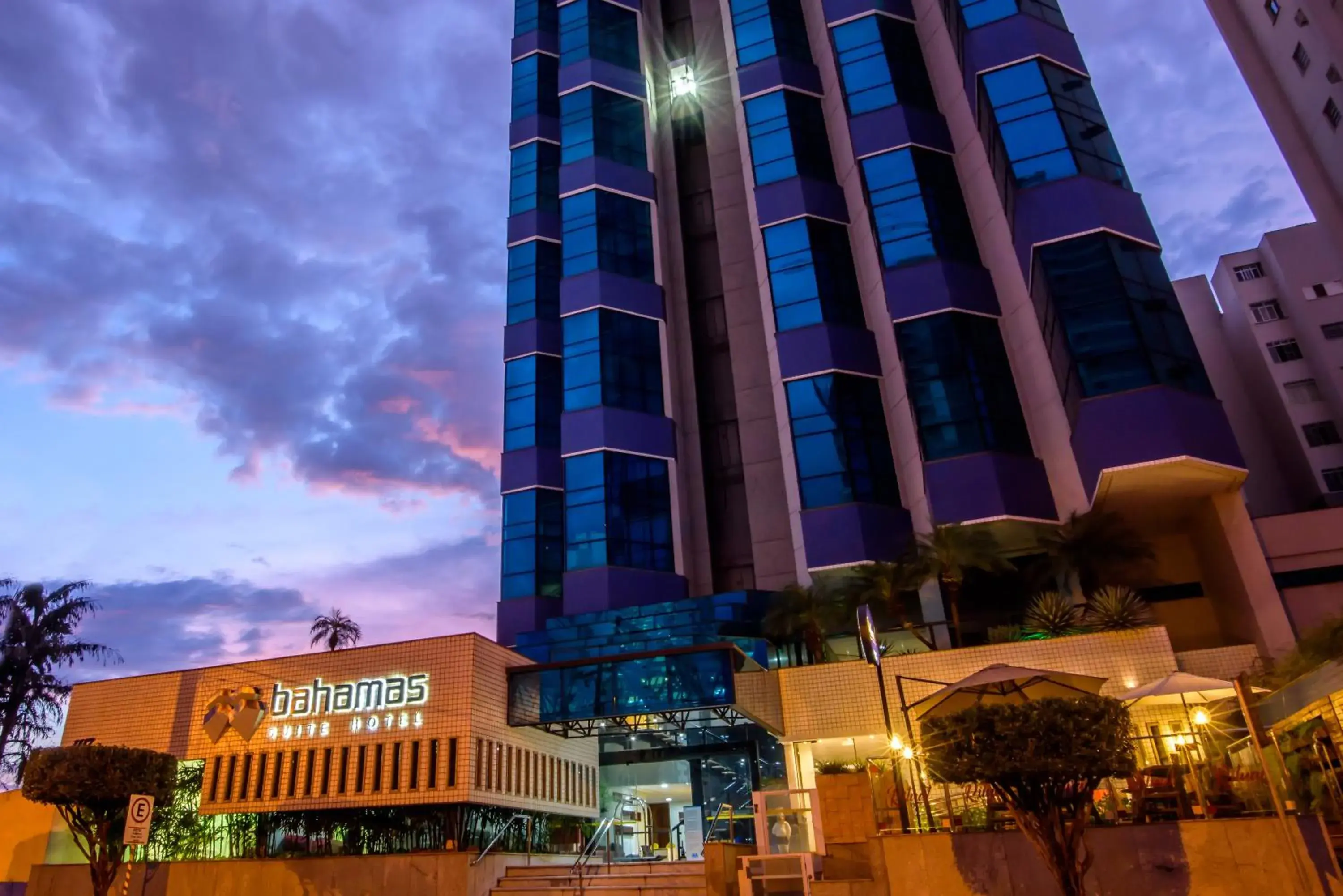 Property building in Bahamas Duplex by WS Property building in Bahamas Duplex by WS