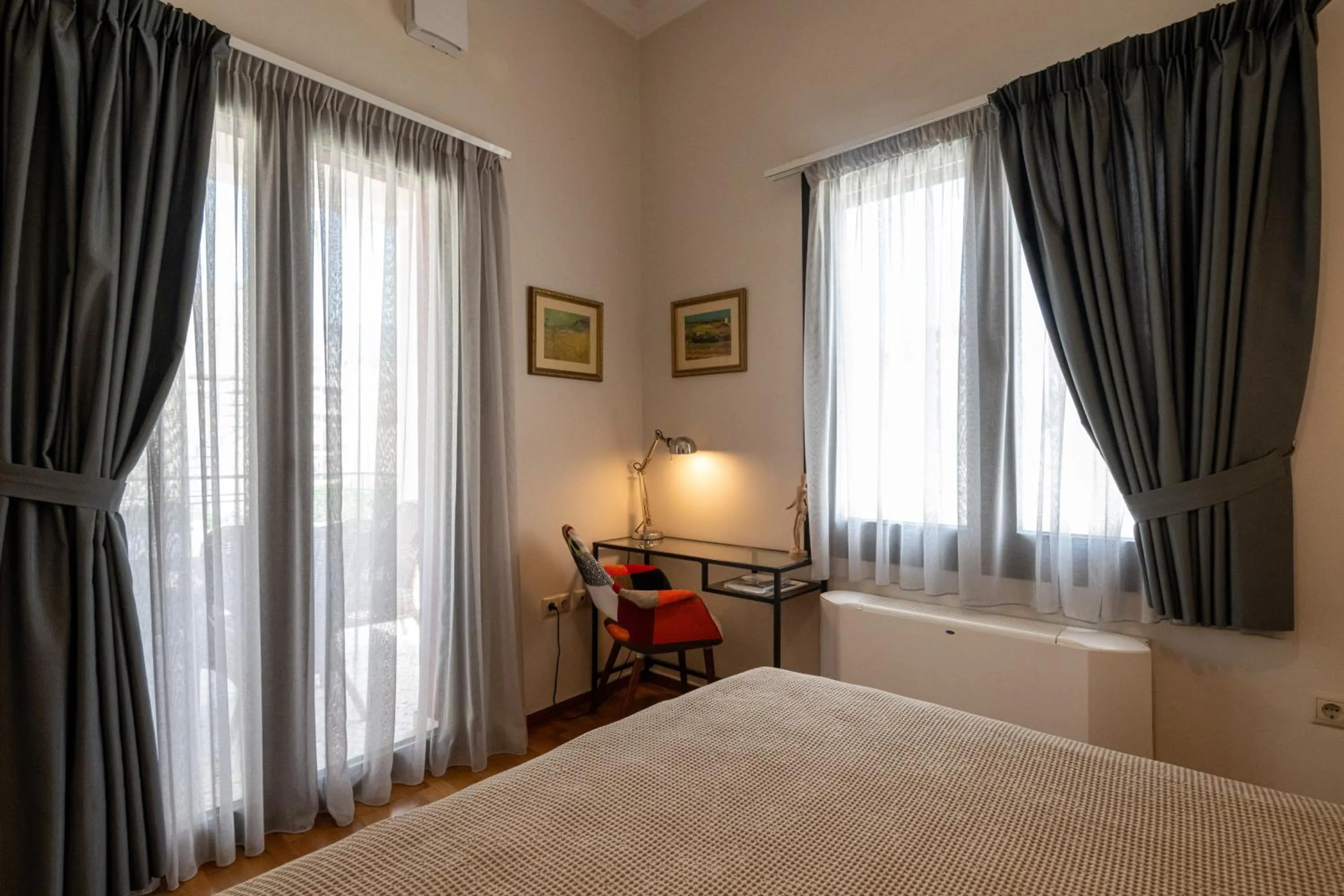 Bedroom, Bed in The Mansion - Kalamata Mediterranean Villas