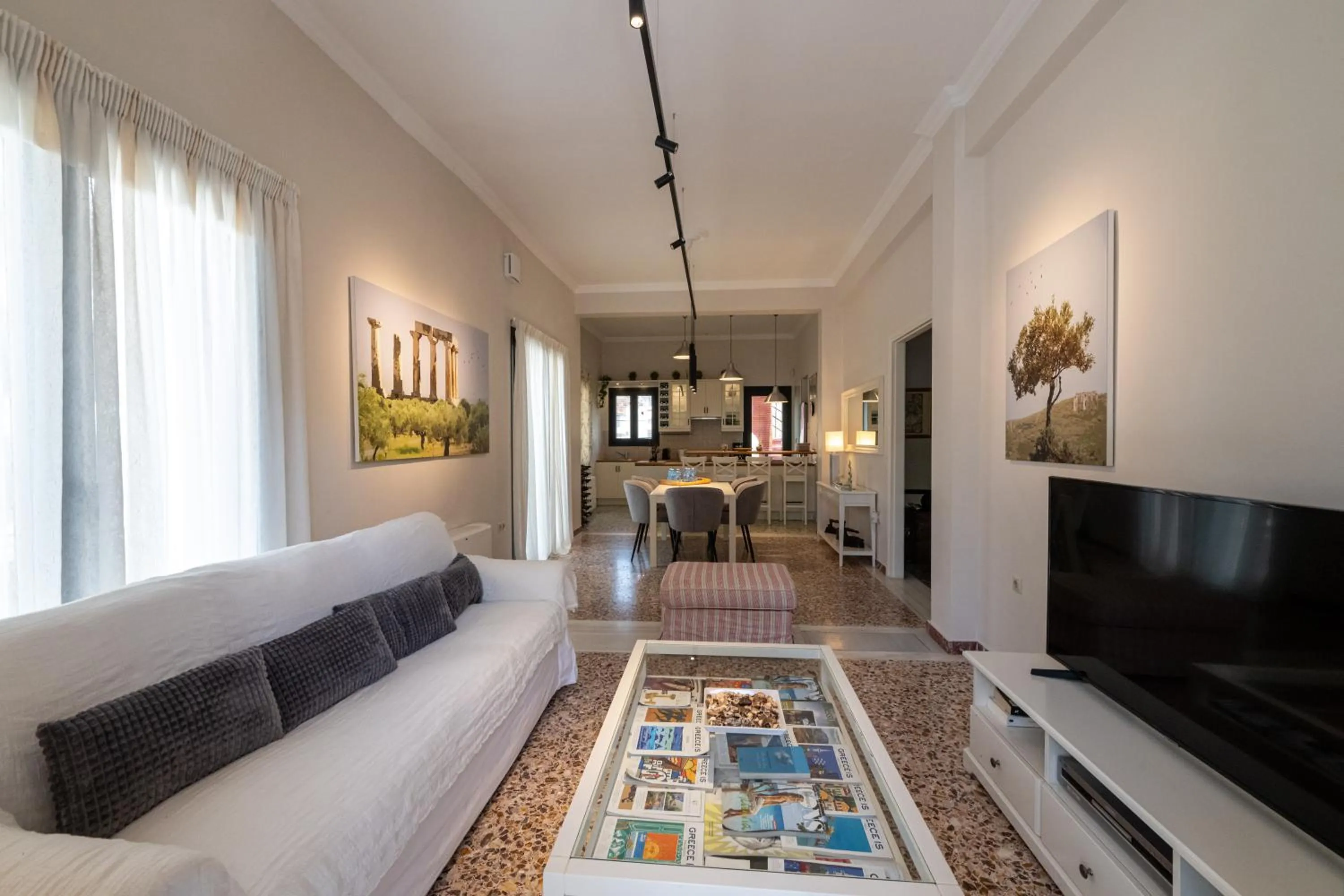 Living room in The Mansion - Kalamata Mediterranean Villas