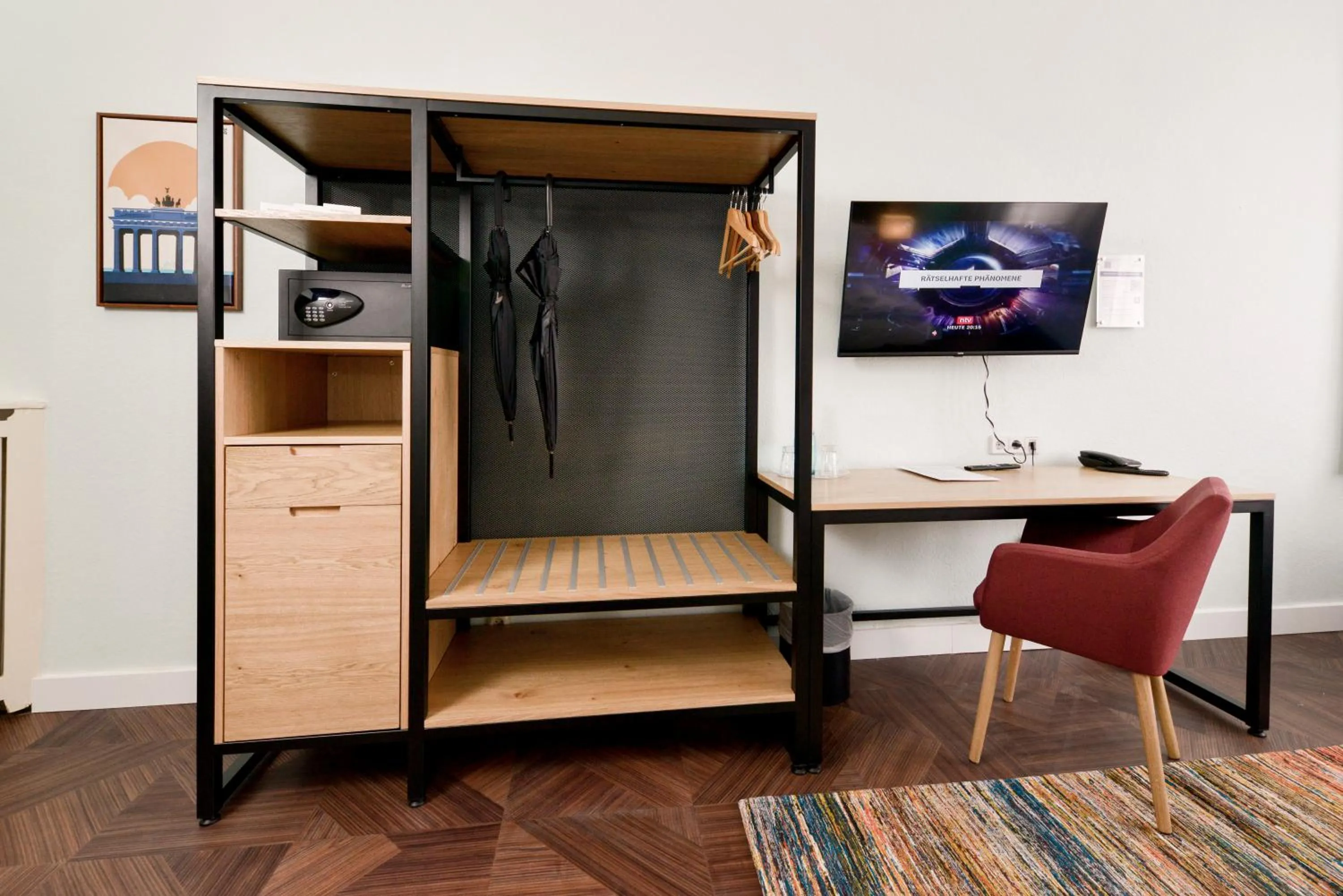 TV and multimedia in AMC Hotel - Schöneberg