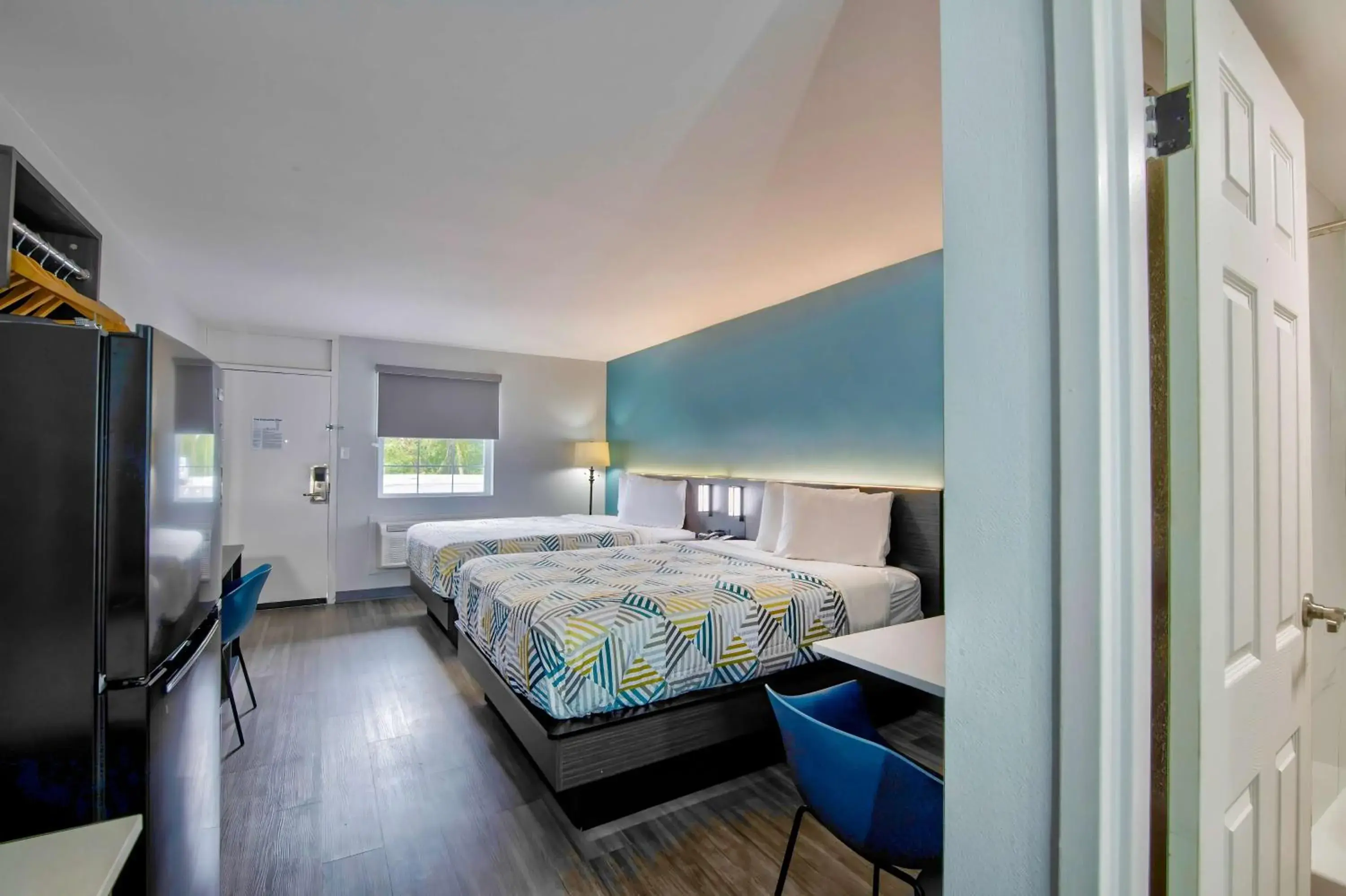 Photo of the whole room, Bed in Studio 6 Jackson MS I 55 Photo of the whole room, Bed in Studio 6 Jackson MS I 55