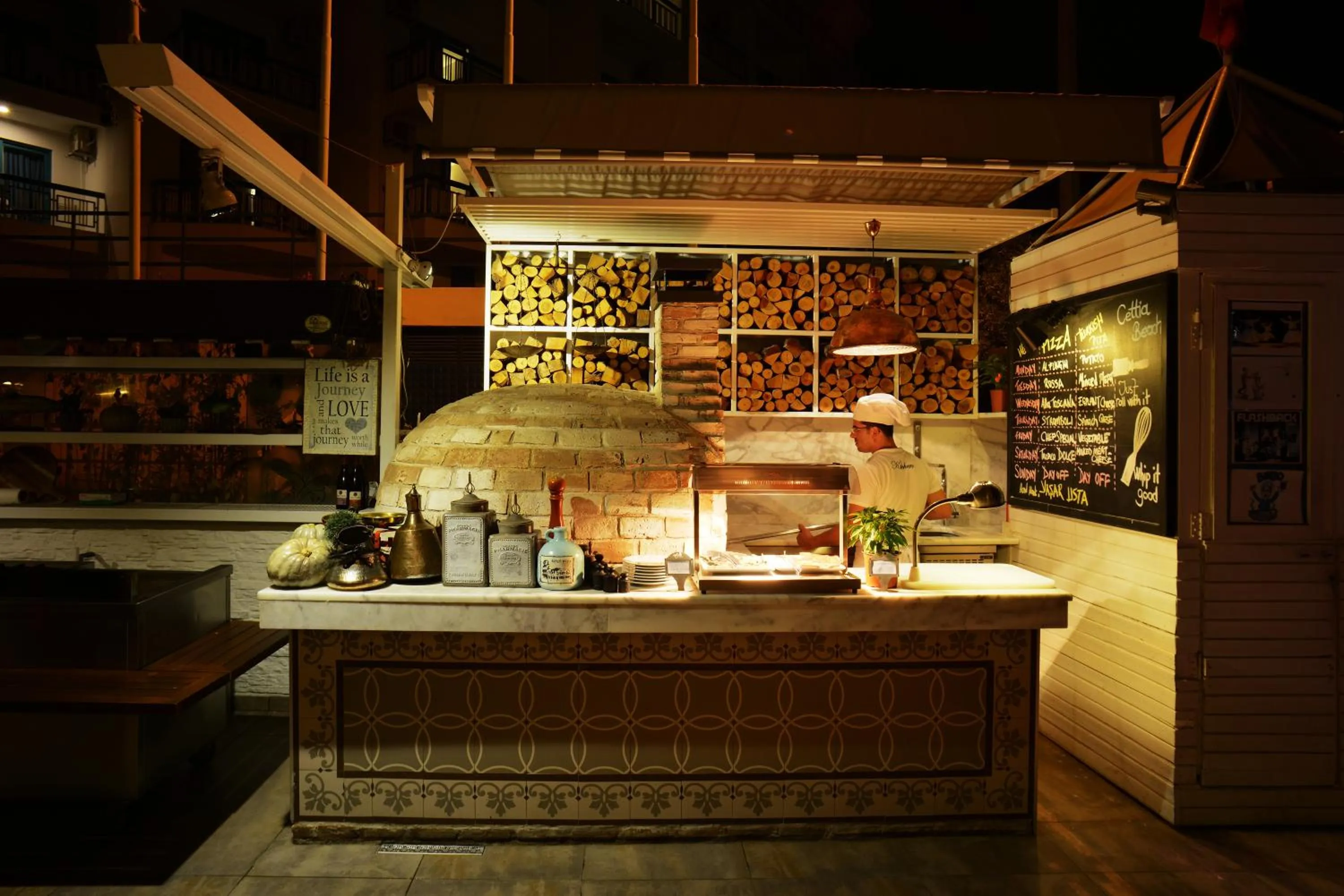 Banquet/Function facilities in Cettia Beach Resort