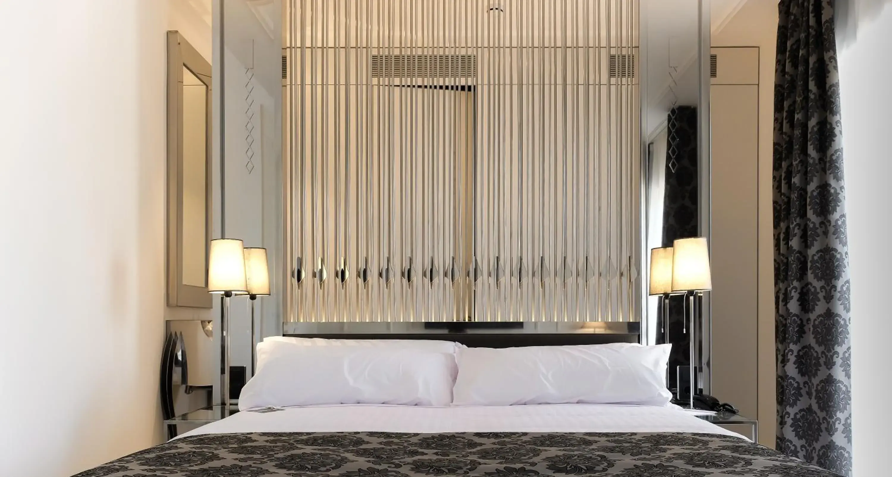 Double or Twin Room in Hotel Balneari Termes Orion Double or Twin Room in Hotel Balneari Termes Orion